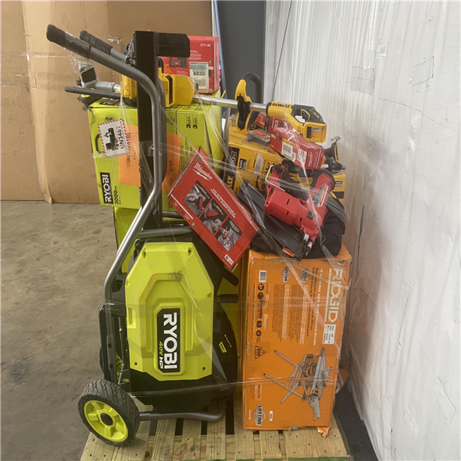 Houston Location AS IS - Tool Pallet