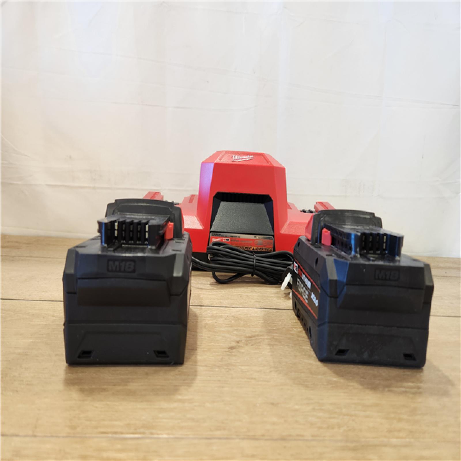 AS-IS- Milwaukee 18V Lithium-Ion REDLITHIUM FORGE 8.0 Ah Battery Pack with 18V Super Charger