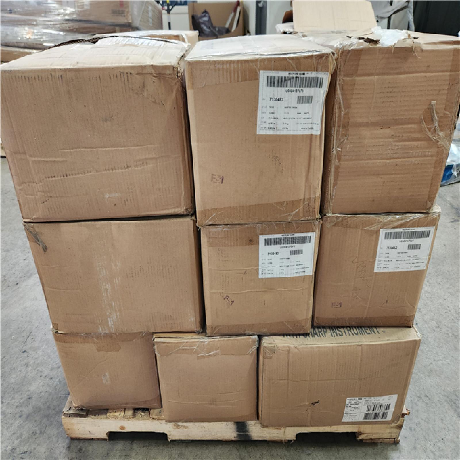 Phoenix Location Martex White Hand Towel 27x50 Pallet (21 Boxes)