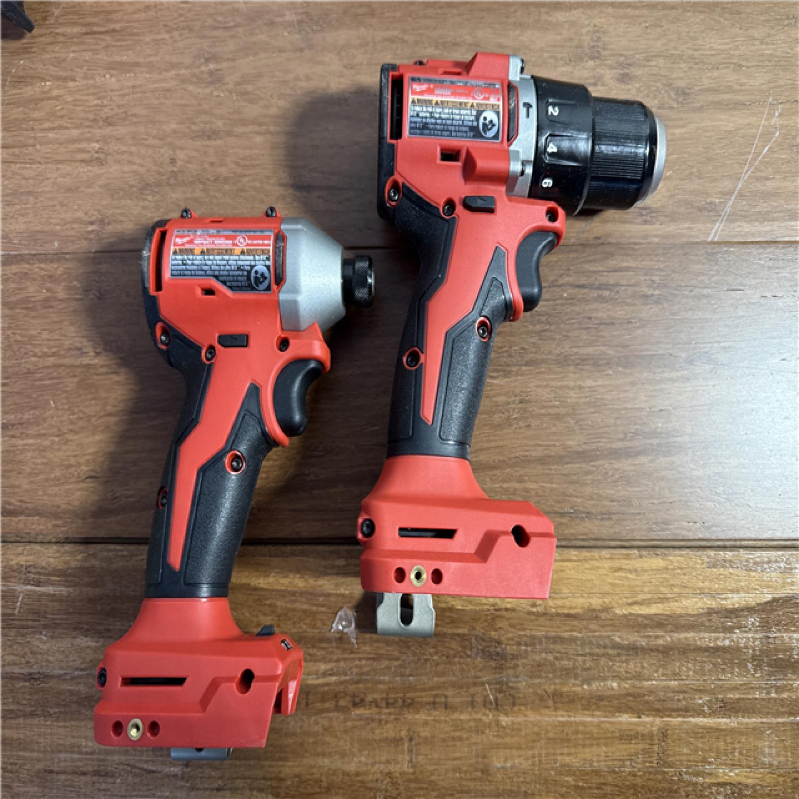 California NEW Milwaukee M18 4-Tool Combo Kit  includes (2) Batteries  Charger and Tool Bag