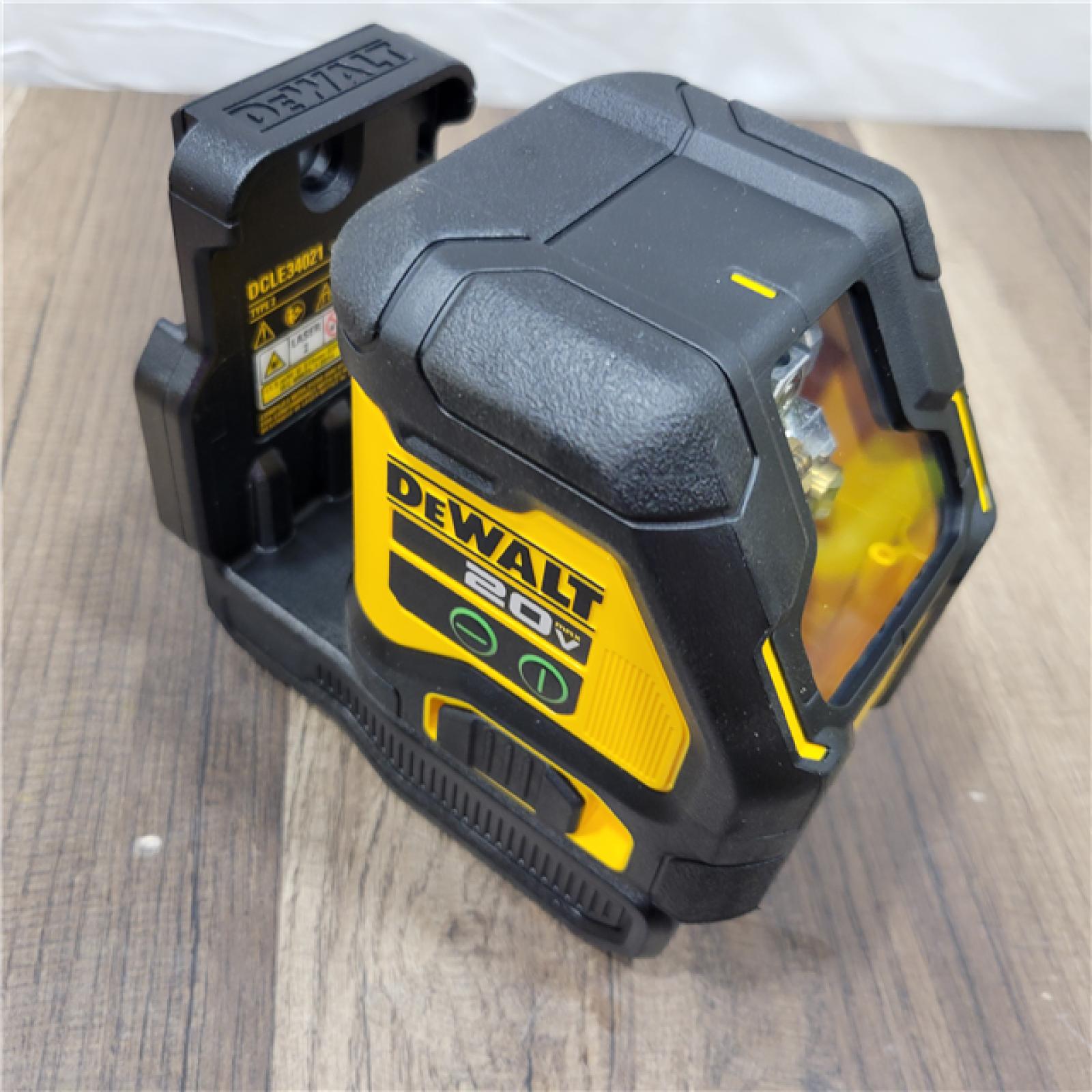 GOOD DEWALT Laser Croix Compact Dewalt Xr 18V Faisceaux Verts - 1 Batteries 2.0 Ah - DCLE34021D1-QW