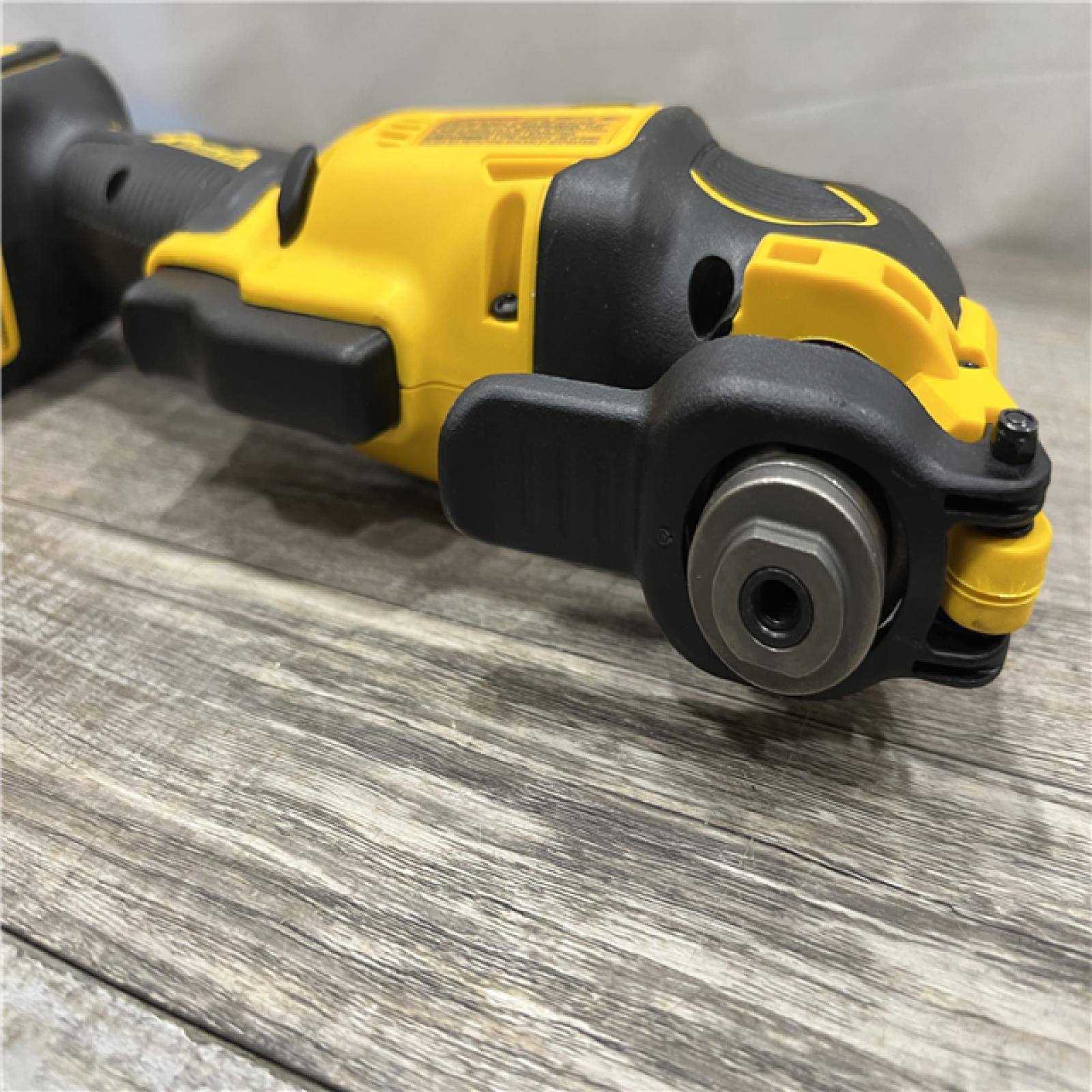 AS-IS DEWALT ATOMIC 20V MAX Cordless Brushless Oscillating Multi Tool Kit