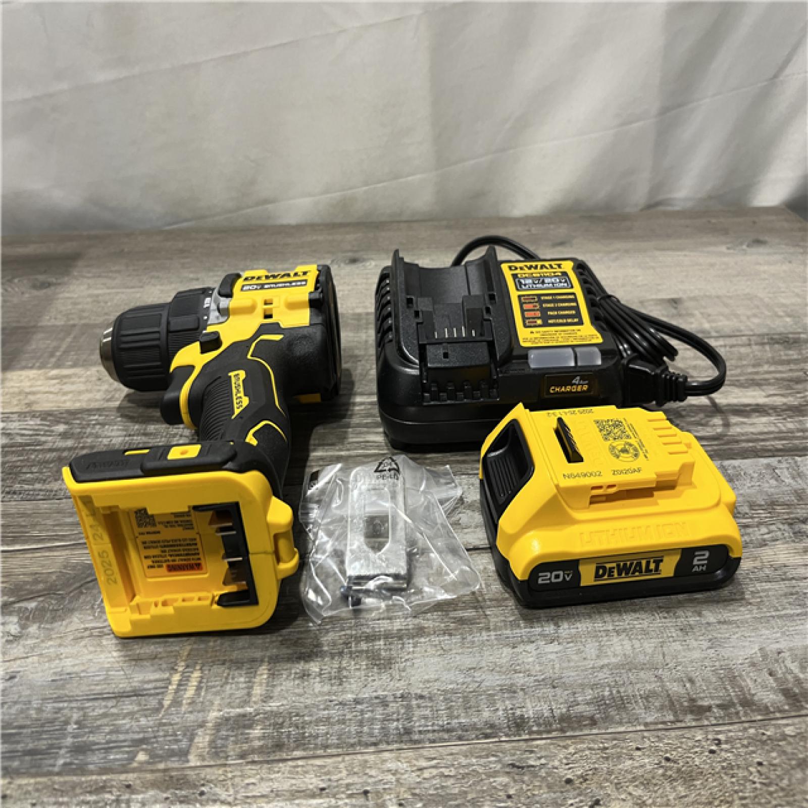 AS-IS DEWALT Atomic 20V Lithium-Ion Cordless Compact 1/2 in. Drill/Driver Kit