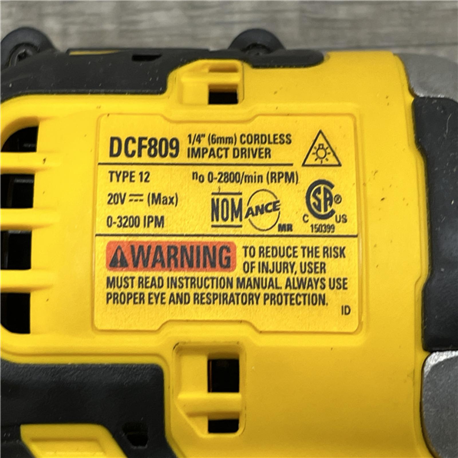 AS-IS DEWALT ATOMIC 20-Volt MAX Lithium-Ion Cordless Combo Kit