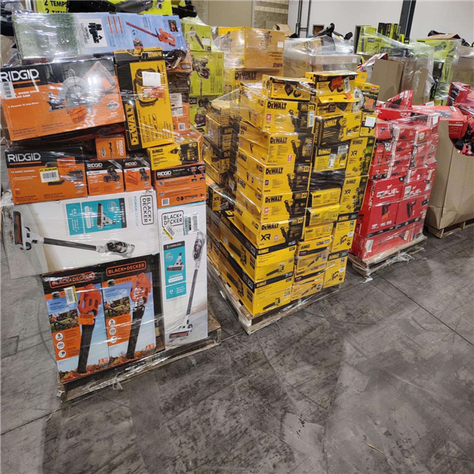 Pittston Location As-Is Power Tools Partial Truckload (15 Pallets) 1832-B