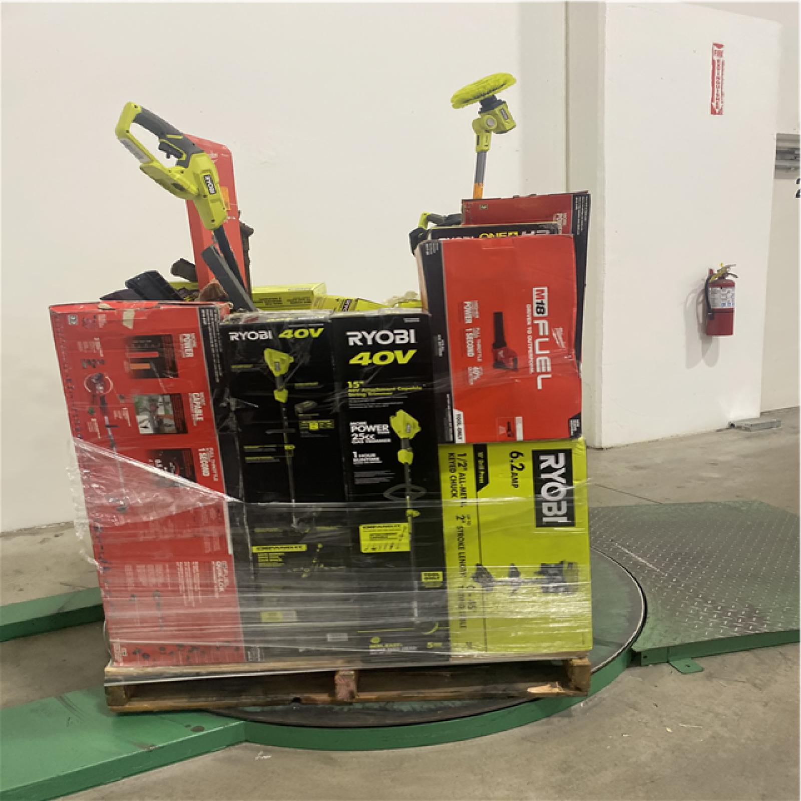 Dallas Location - As-Is Tool Pallet