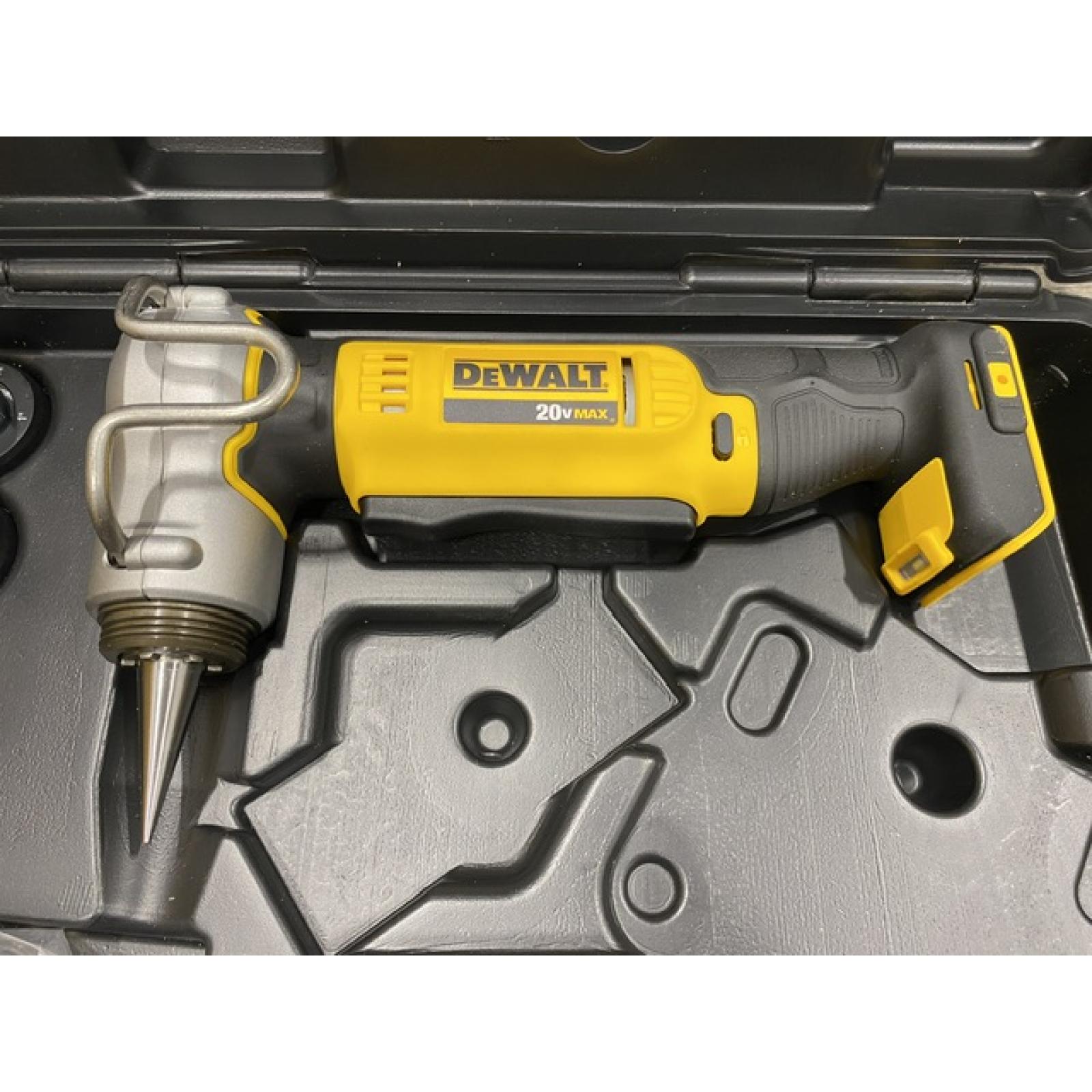 AS-IS DEWALT 20V MAX Cordless 1 in. PEX Expansion Tool Kit