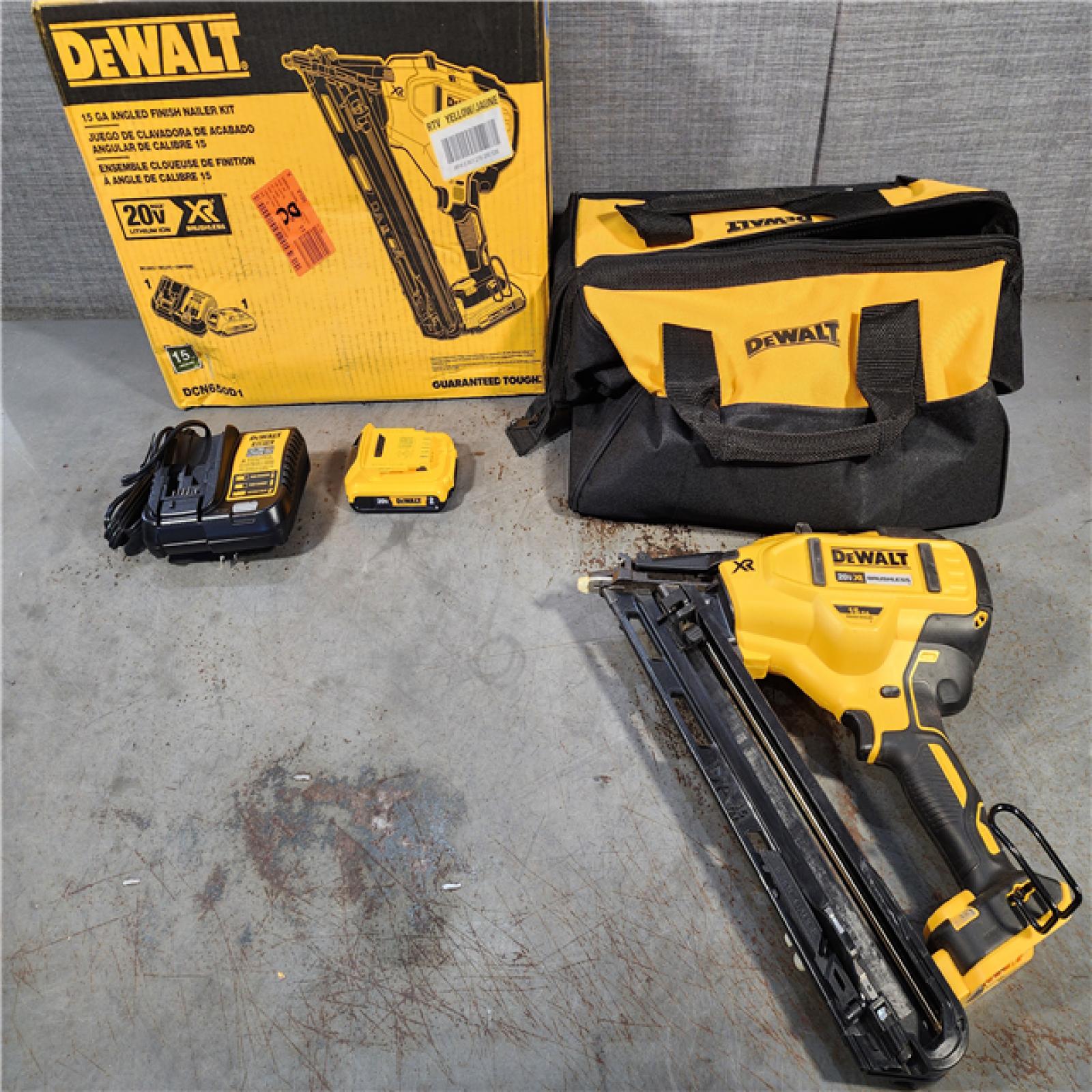 HOUSTON LOCATION - AS-IS DEWALT 20V MAX XR 15 Ga. Cordless 34 Deg Nailer 20 V