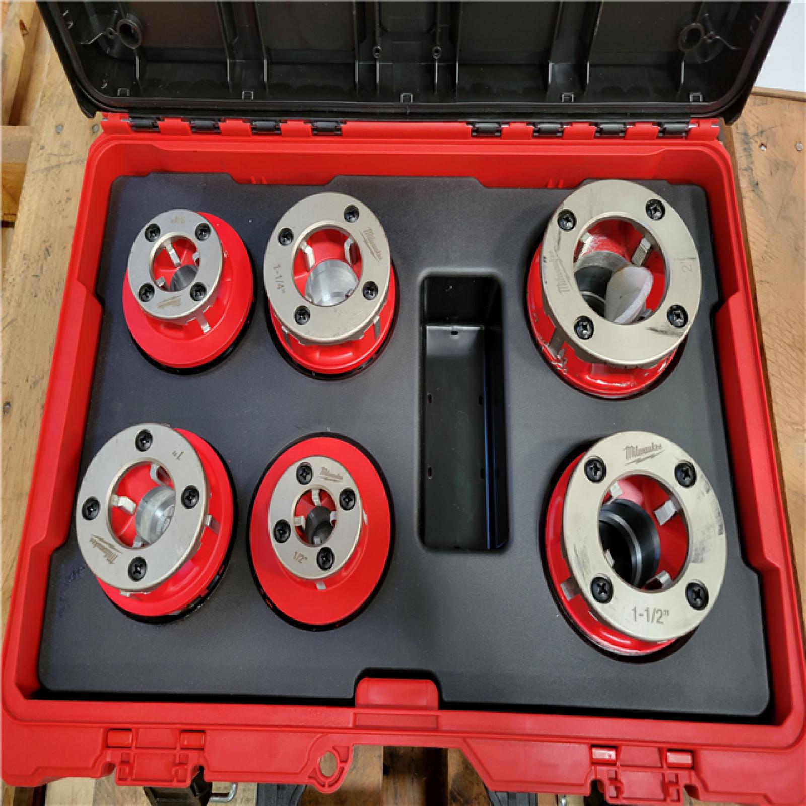 CALIFORNIA AS-IS Milwaukee Packout box w/ (6) NPT Forged Aluminum Die Heads