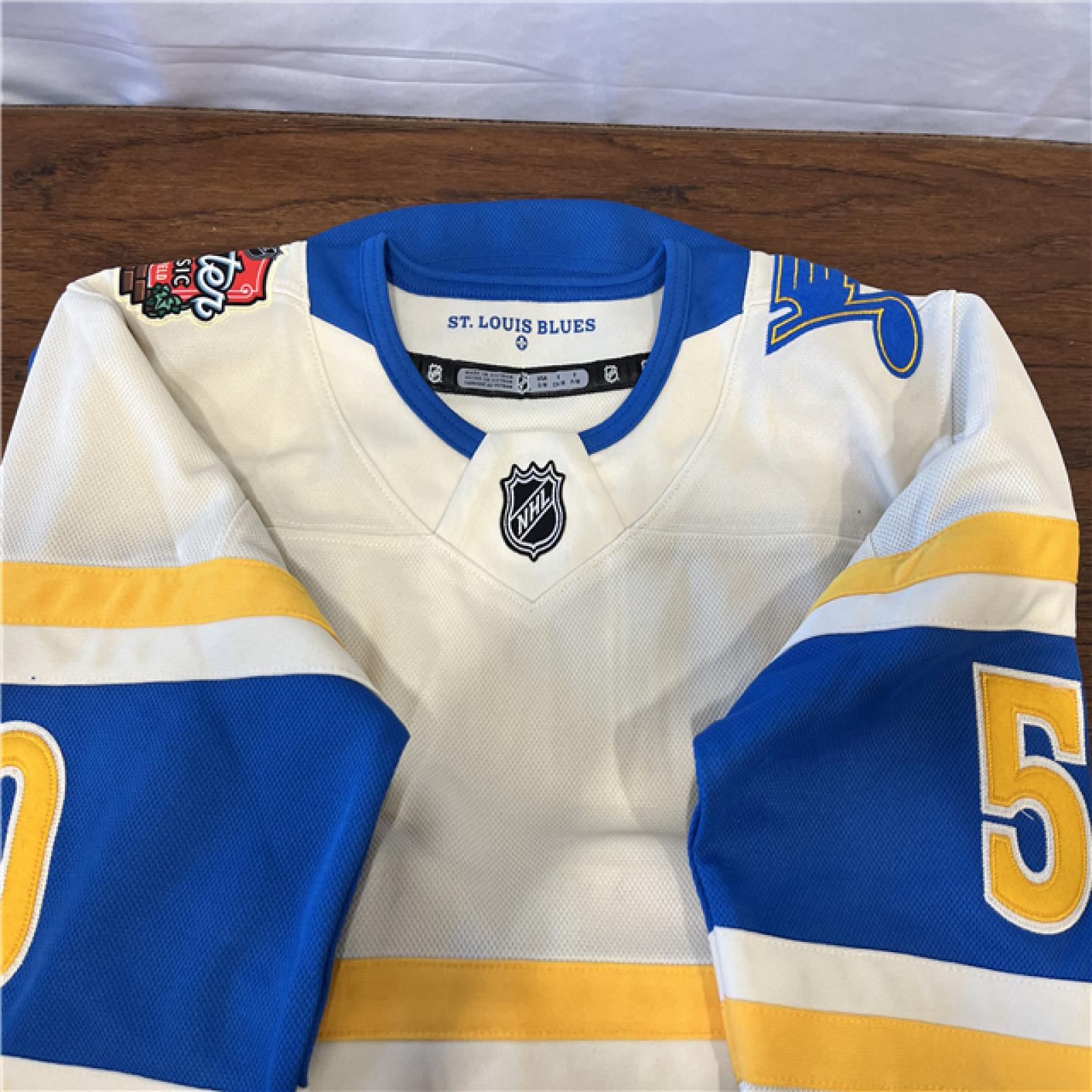 NEW! NHL St. Lous Blues Youth Hockey Jersey- SZ S