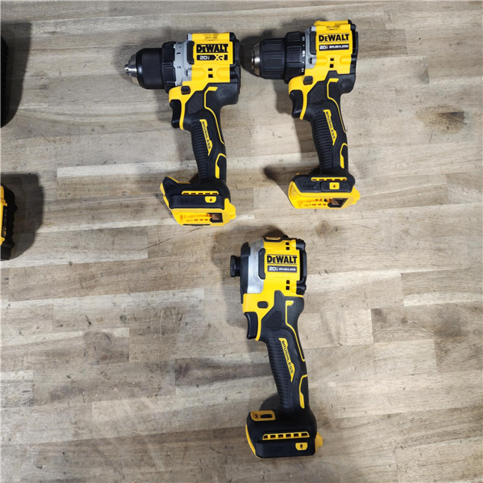 HOUSTON LOCATION - AS-IS DEWALT 3 TOOL COMBO KIT W/ (2) BATTERY & CHARGER