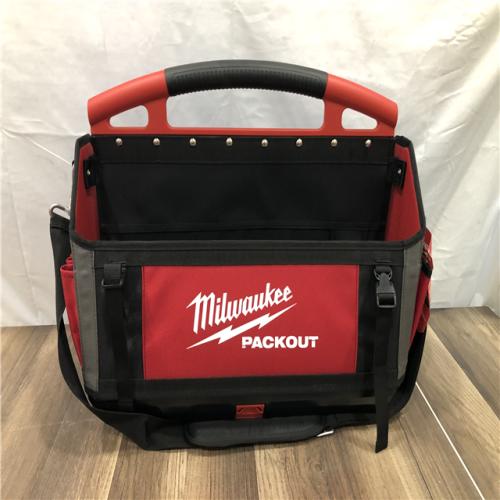 NEW- Milwaukee 20 in. PACKOUT Tote