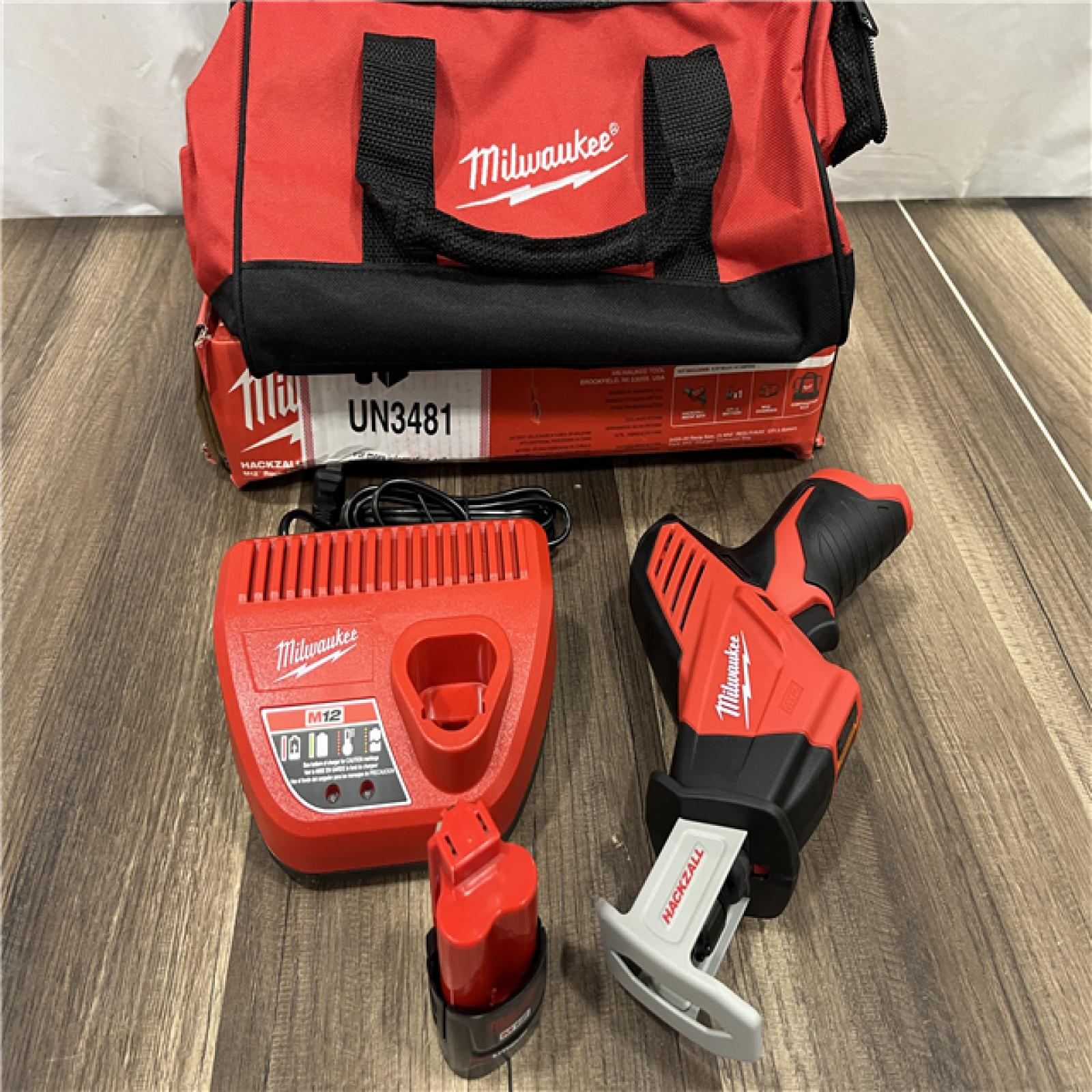 GOOD Milwaukee 2420-21 - M12 Fuel Hackzall 1/2  12V 1.5Ah Cordless Straight Handle Reciprocating Saw Kit