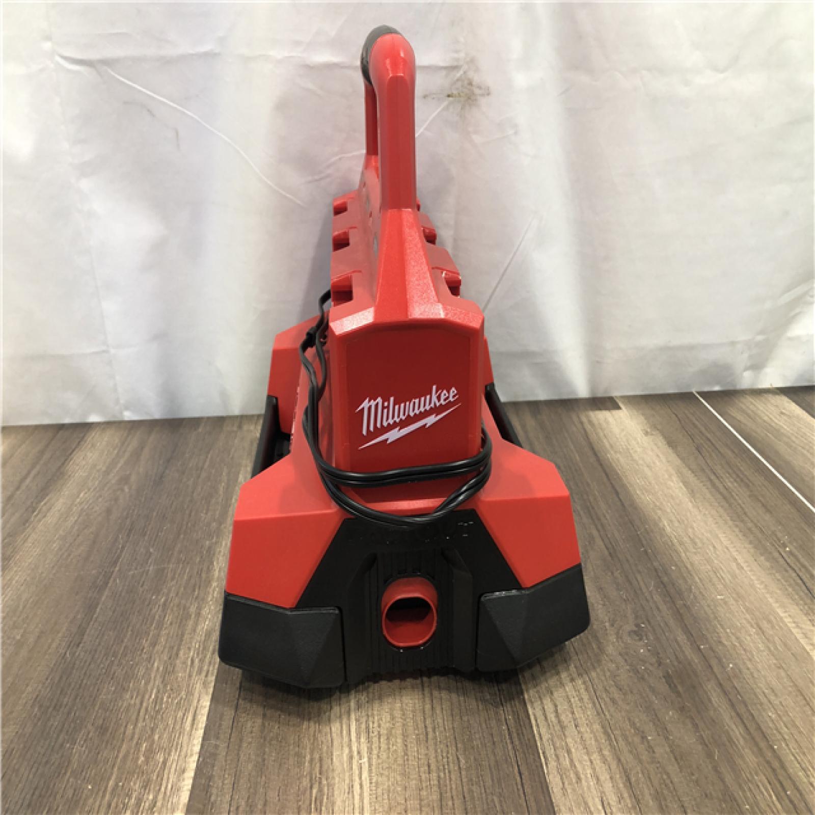 AS-IS Milwaukee M18 18V Lithium-Ion PACKOUT 6-Port Rapid Charger