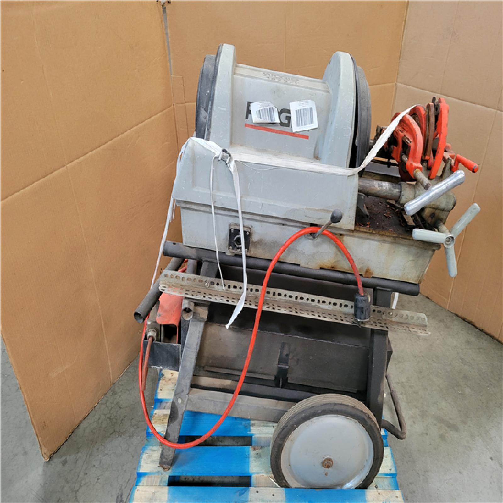 CALIFORNIA AS-IS RIGID PIPE THREADER