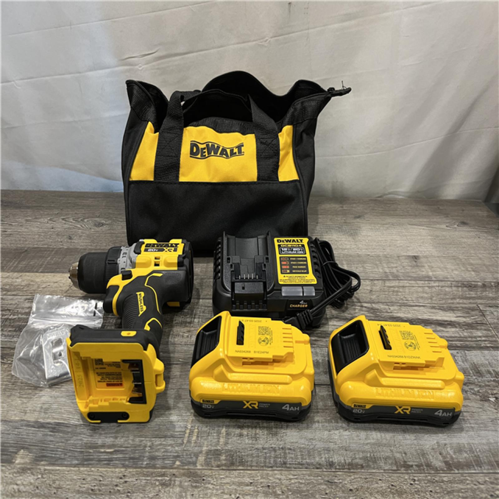AS-IS DEWALT 20V XR Lithium-Ion Cordless Brushless 1/2 in. Drill/Driver Kit