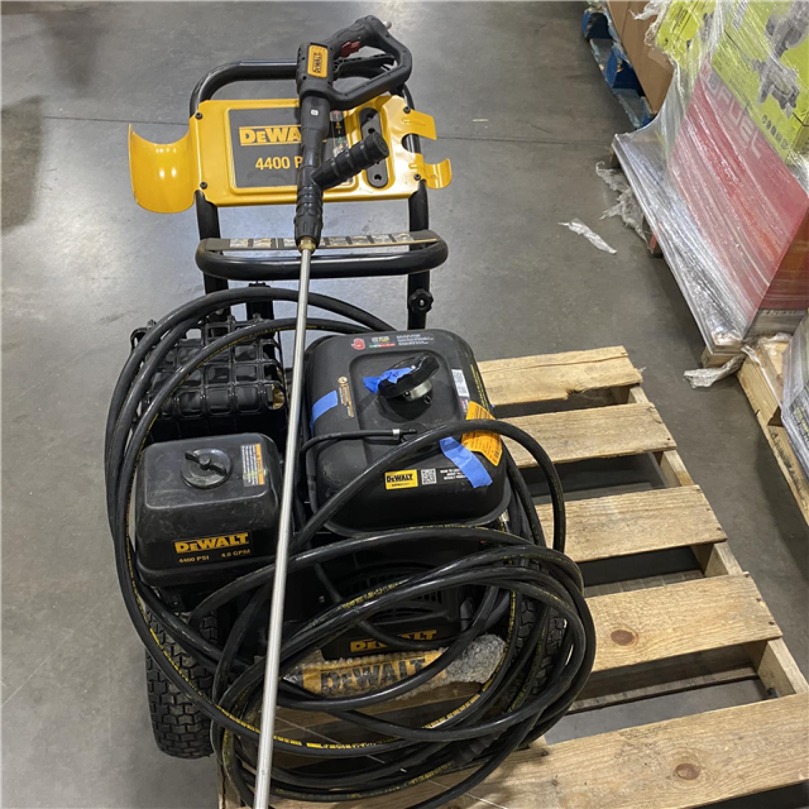 Dallas Location - As-Is DEWALT 4400 PSI 4.0 GPM Gas Pressure Washer