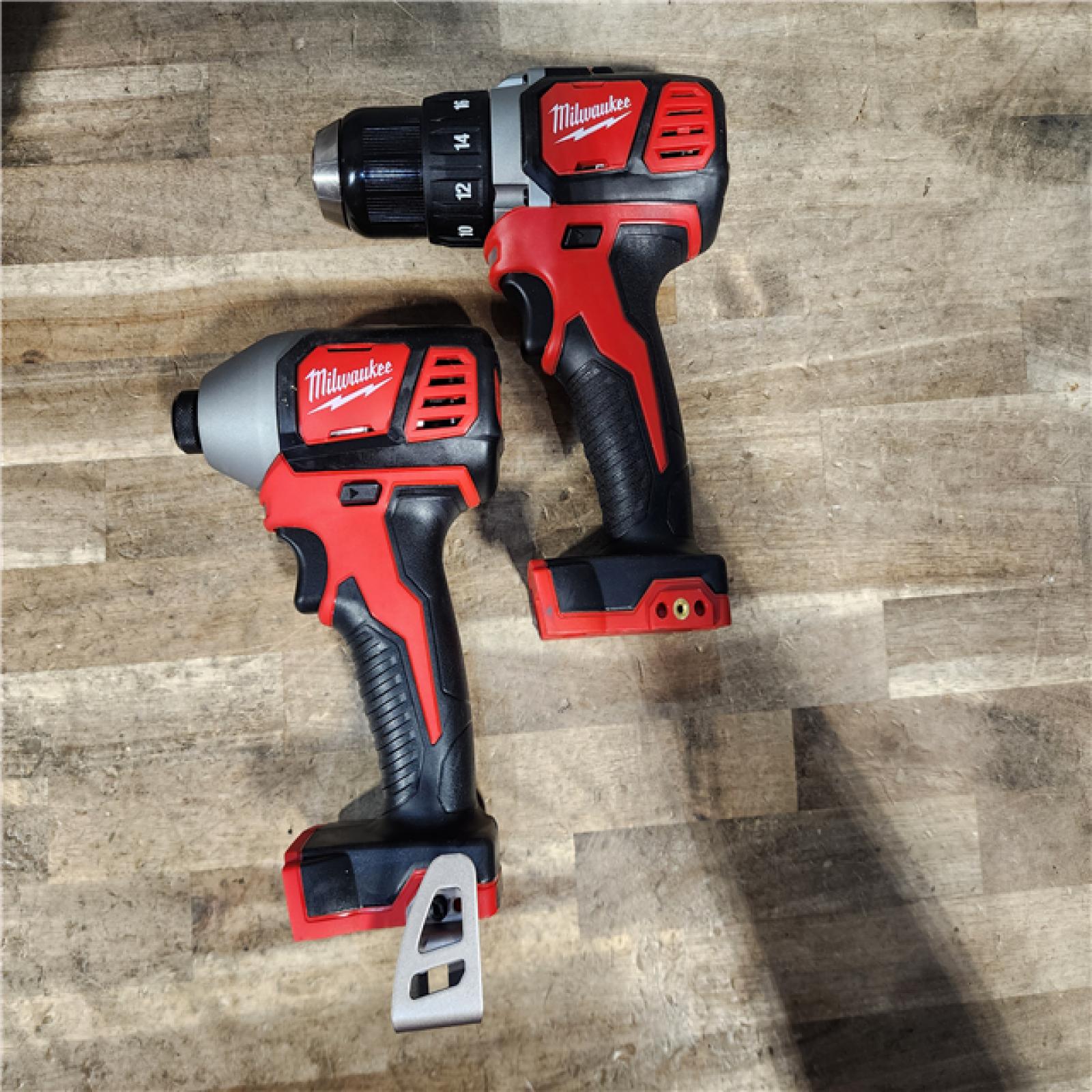 HOUSTON LOCATION - AS-IS Milwaukee  18V Lithium-Ion Cordless Drill Driver/Impact Driver Combo Kit