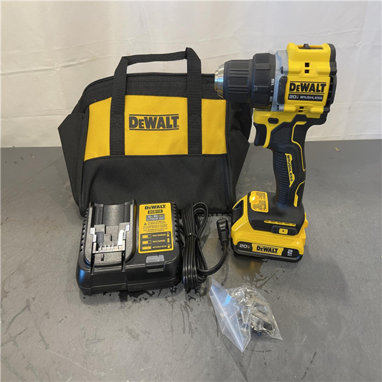 AS-IS - DEWALT ATOMIC 20-Volt Lithium-Ion Cordless Compact 1/2 in. Drill/Driver Kit