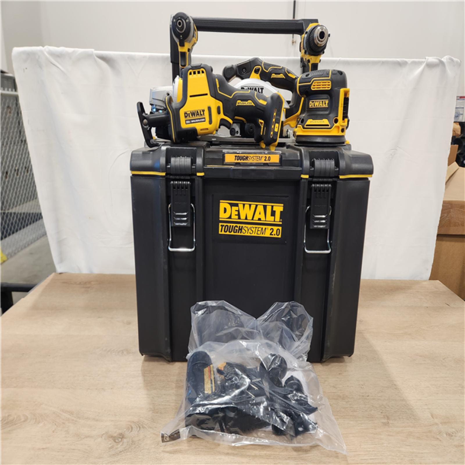 AS-IS- DEWALT 20V Lithium-Ion Cordless 6-Tool Combo Kit with 5.0 Ah and 2.0 Ah Batteries  Charger and Tough System 2.0 Rolling Toolbox