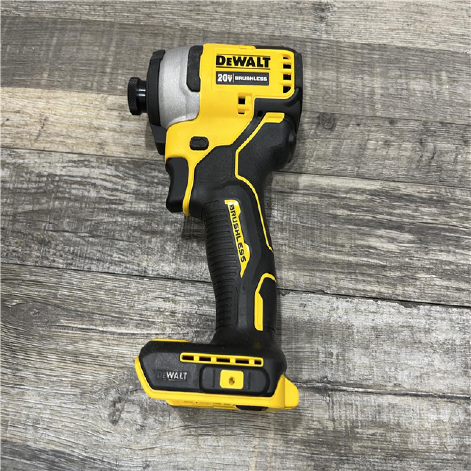 AS-IS DEWALT Atomic 20V Max Lithium-Ion Brushless Cordless Compact 1/4 in. Impact Driver Kit