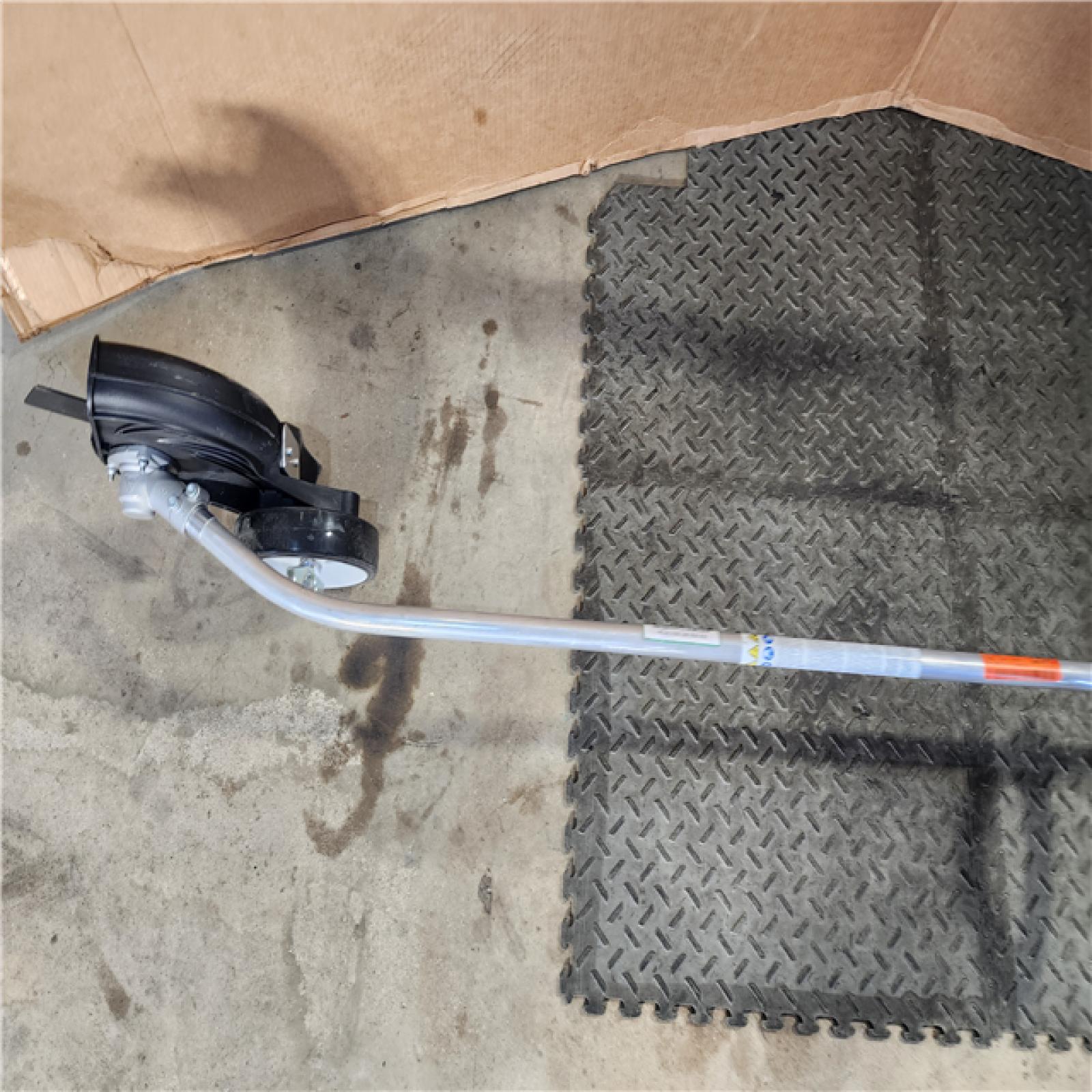 HOUSTON LOCATION - AS-IS ECHO 21.2 cc Gas 2-Stroke Lawn Edger