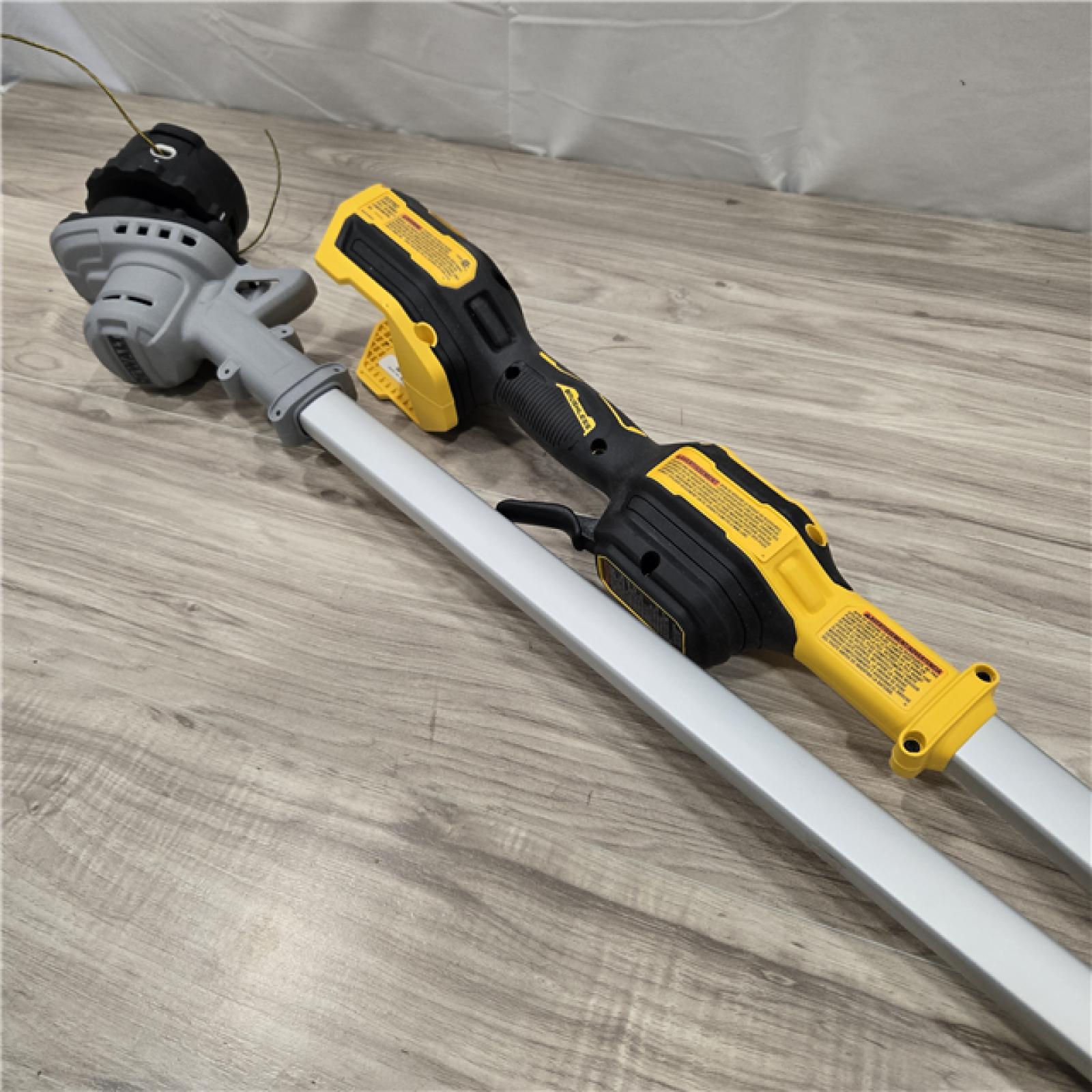 GOOD! - DeWalt 20V MAX Cordless Foldable String Trimmer Kit