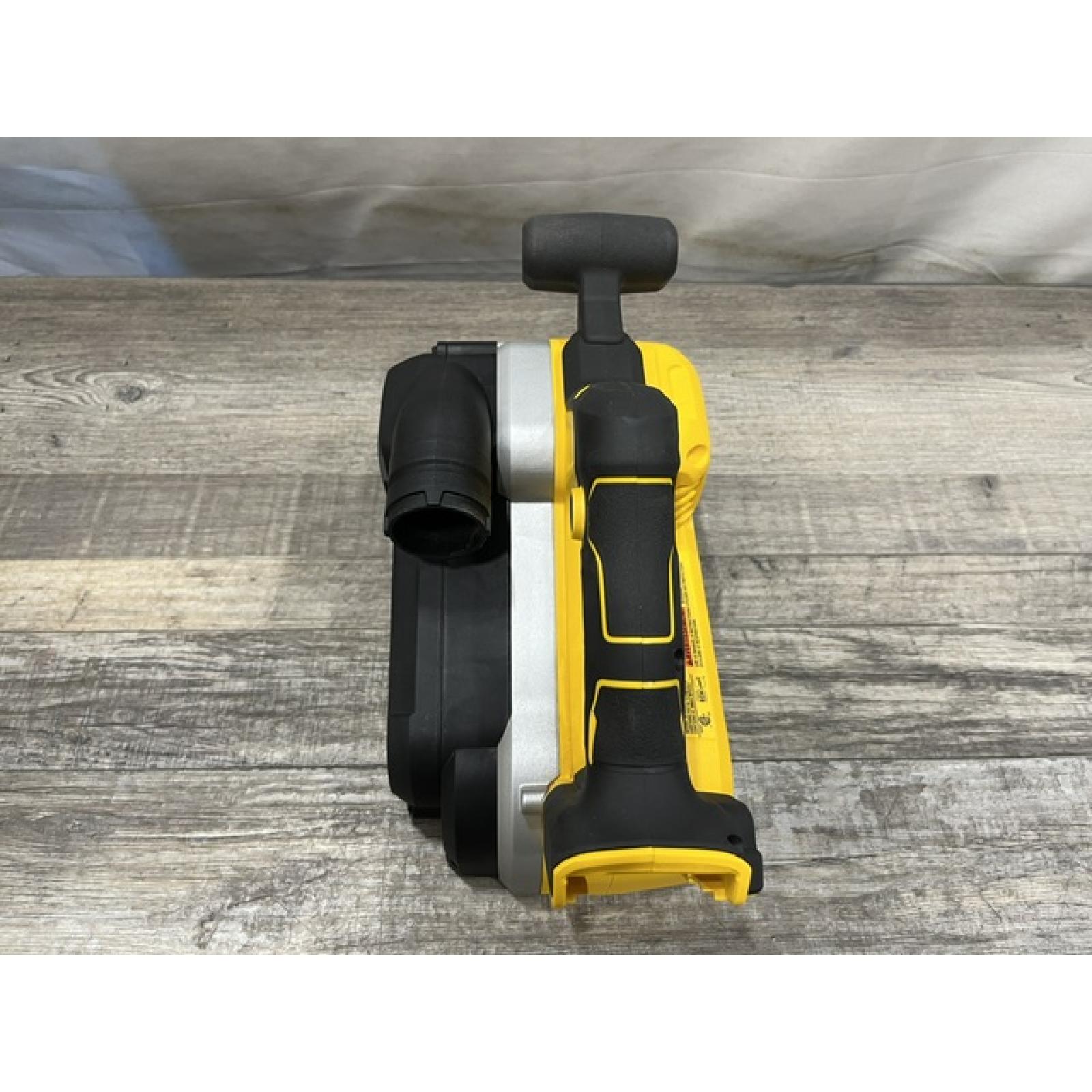 AS-IS DEWALT 20V MAX* XR Brushless Cordless Belt Sander (Tool-Only)