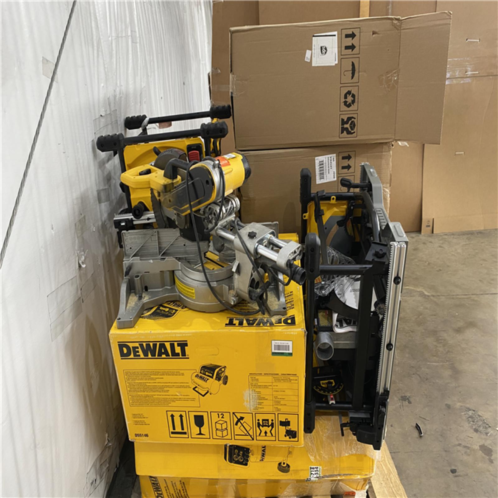 Houston Location AS IS - Tool Pallet