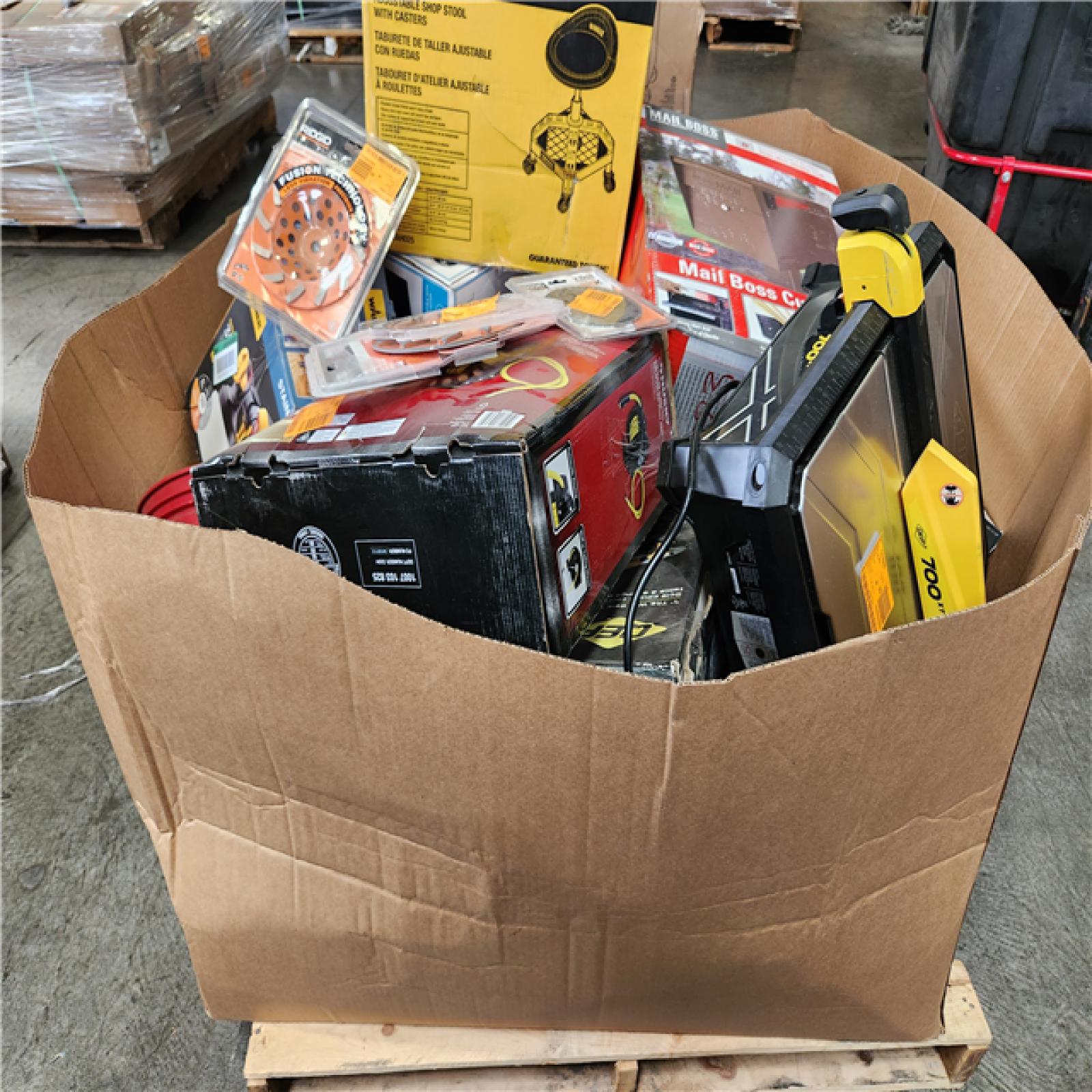 Phoenix AS-IS .Com Home Improvement Pallet