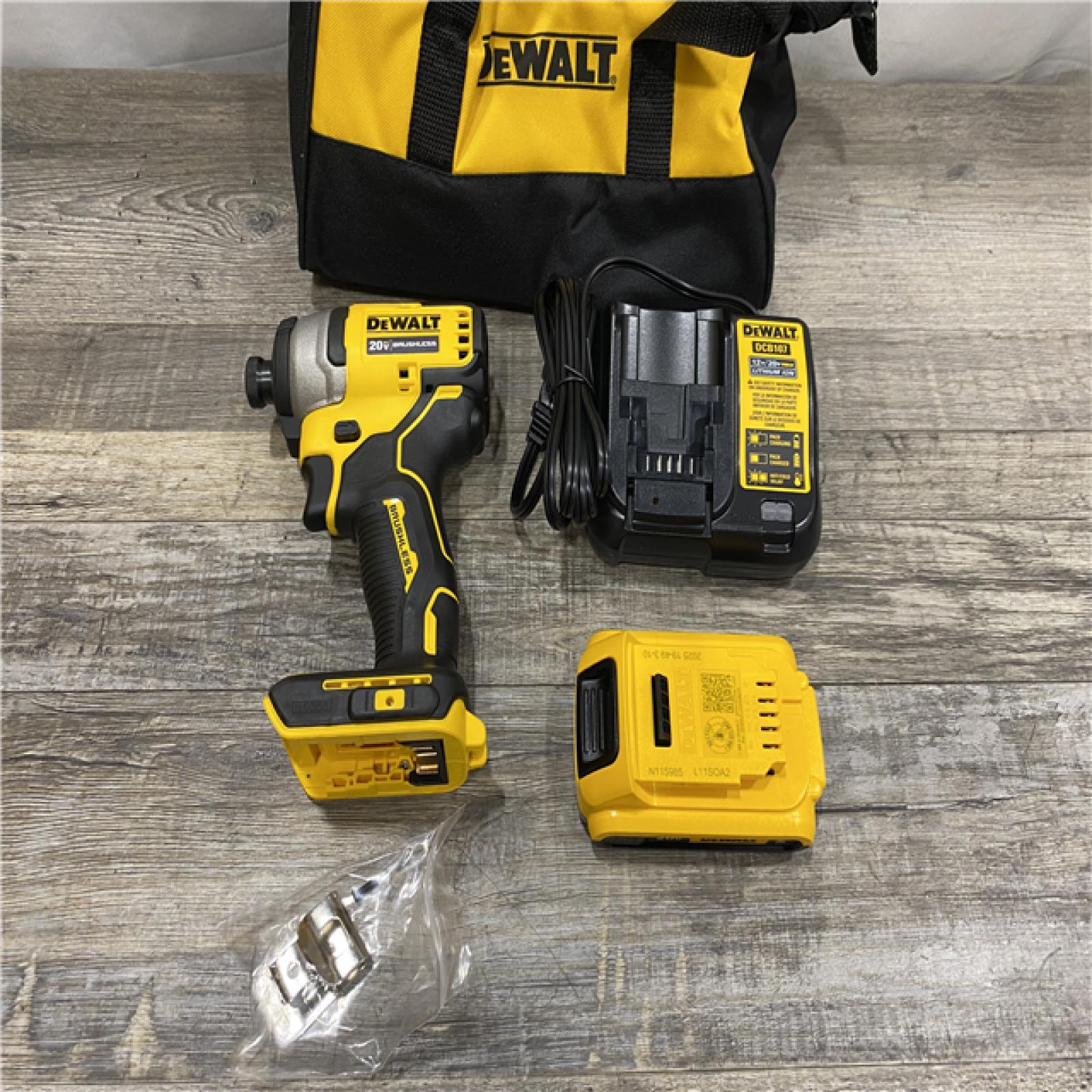 AS-IS DEWALT Atomic 20V Max Lithium-Ion Brushless Cordless Compact 1/4 in. Impact Driver Kit