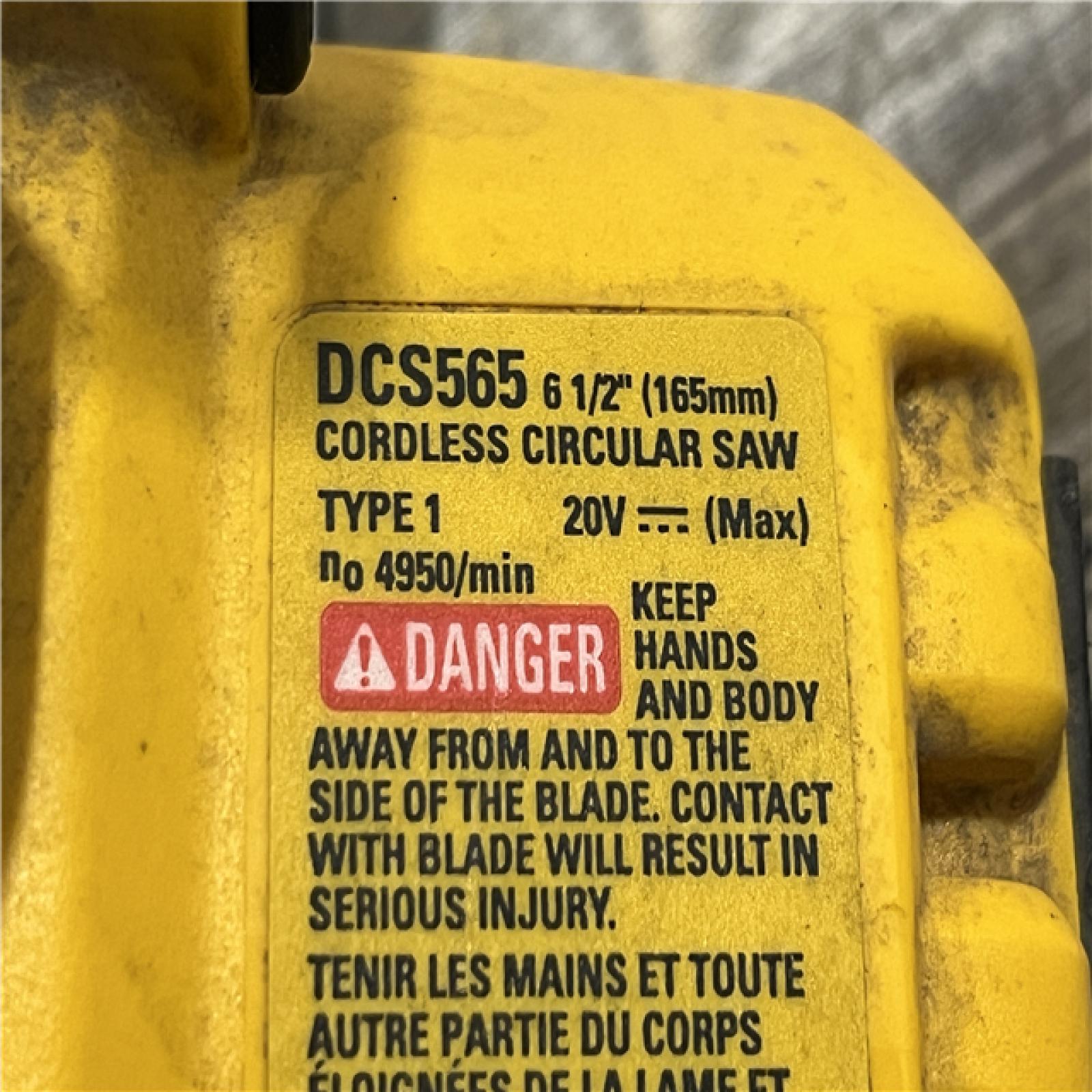 AS-IS DEWALT 20V MAX Cordless Brushless 6-1/2 in. Sidewinder Style Circular Saw (Tool Only)