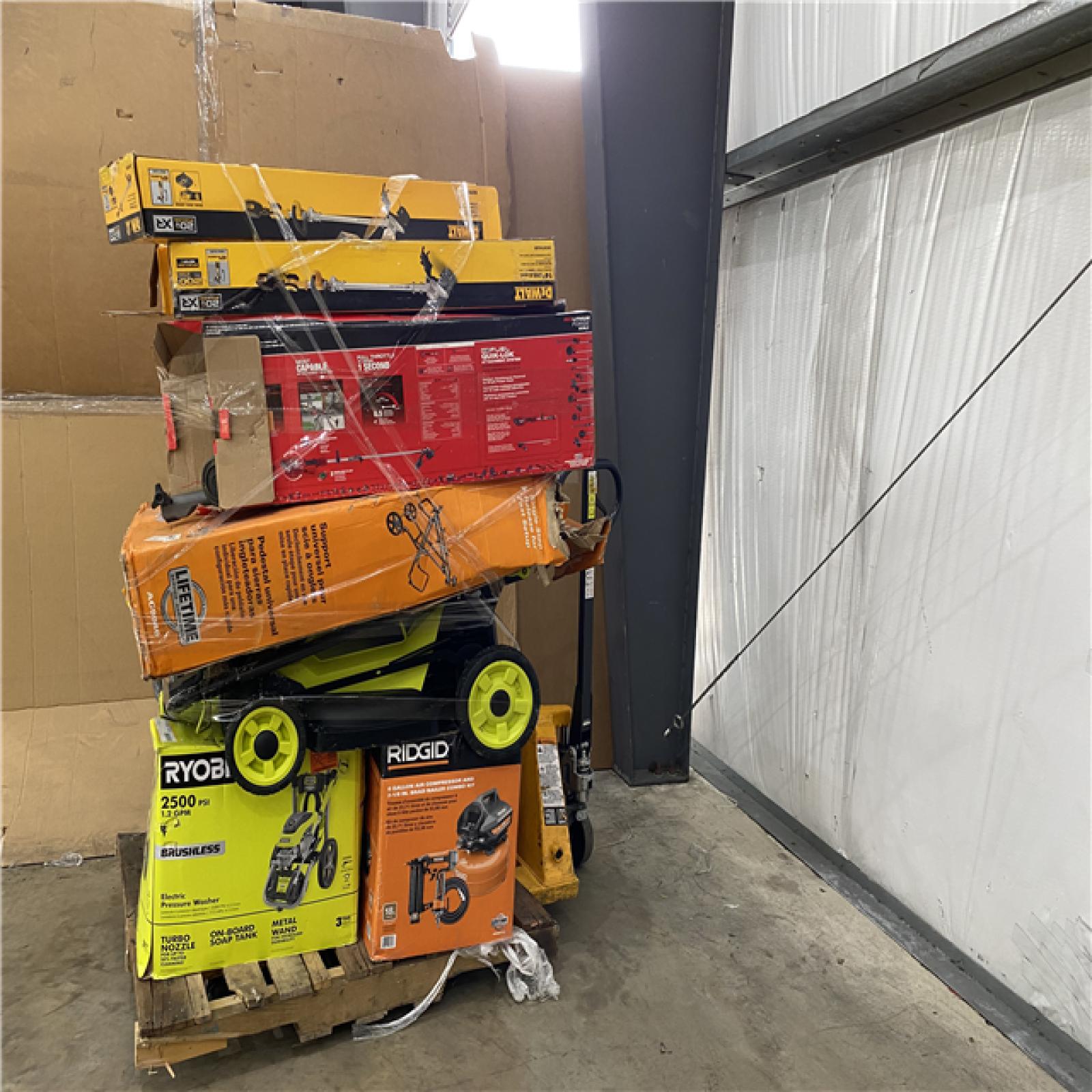 Houston Location AS IS - Tool Pallet