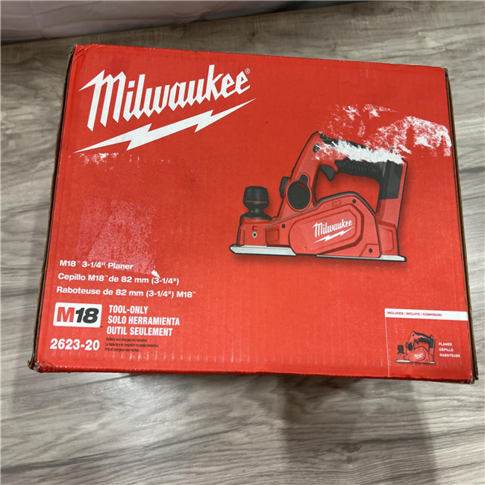 NEW Milwaukee M18 18-Volt Lithium-Ion Cordless 3-1/4 in. Planer (Tool-Only)