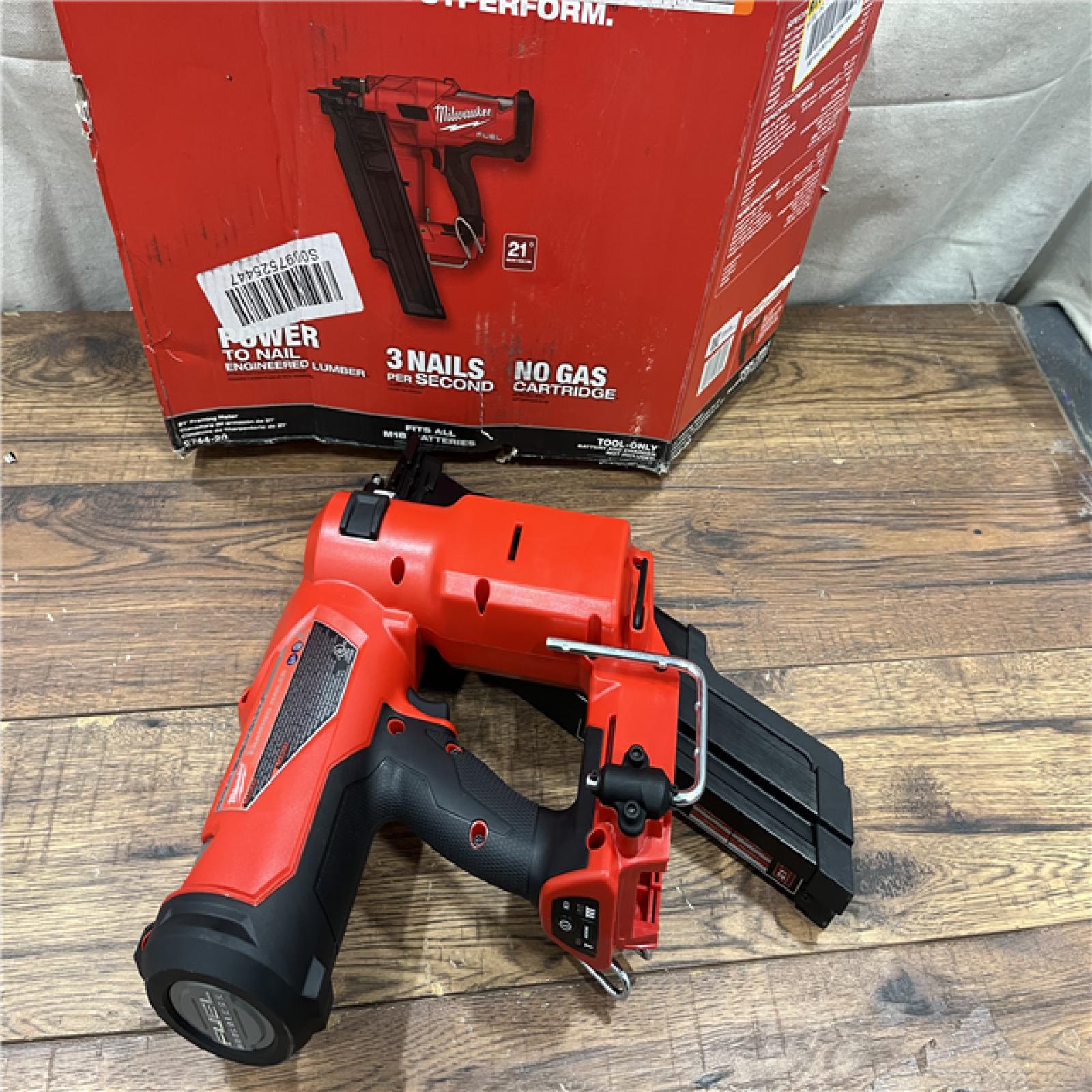 AS-IS Milwaukee 2744-20 M18 FUEL 21-Degree Cordless Framing Nailer (Tool Only)