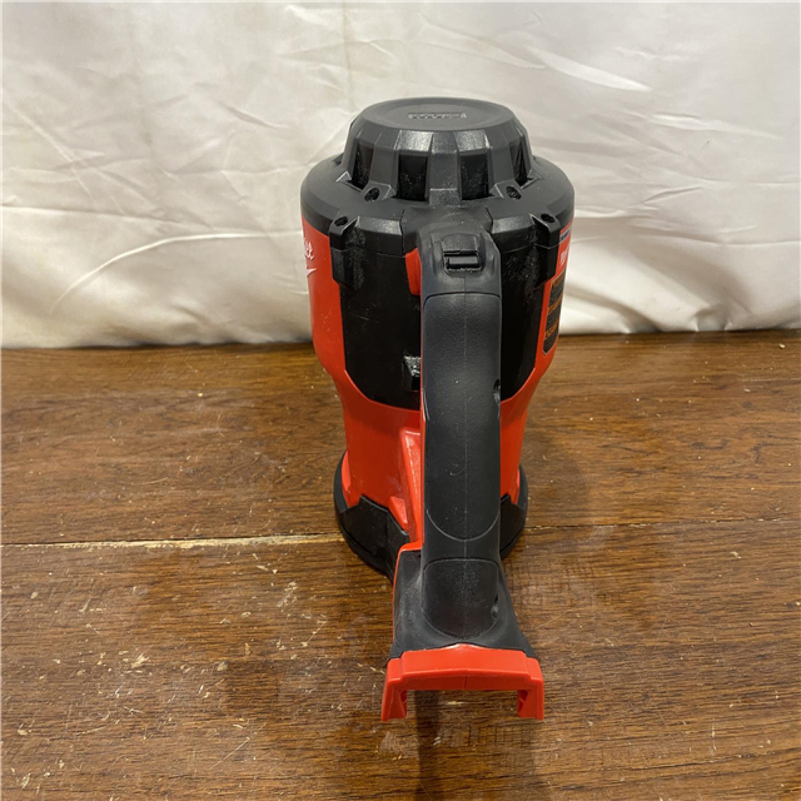 AS-IS Milwaukee M18 18-Volt Lithium-Ion Cordless Compact Vacuum (Tool-Only)