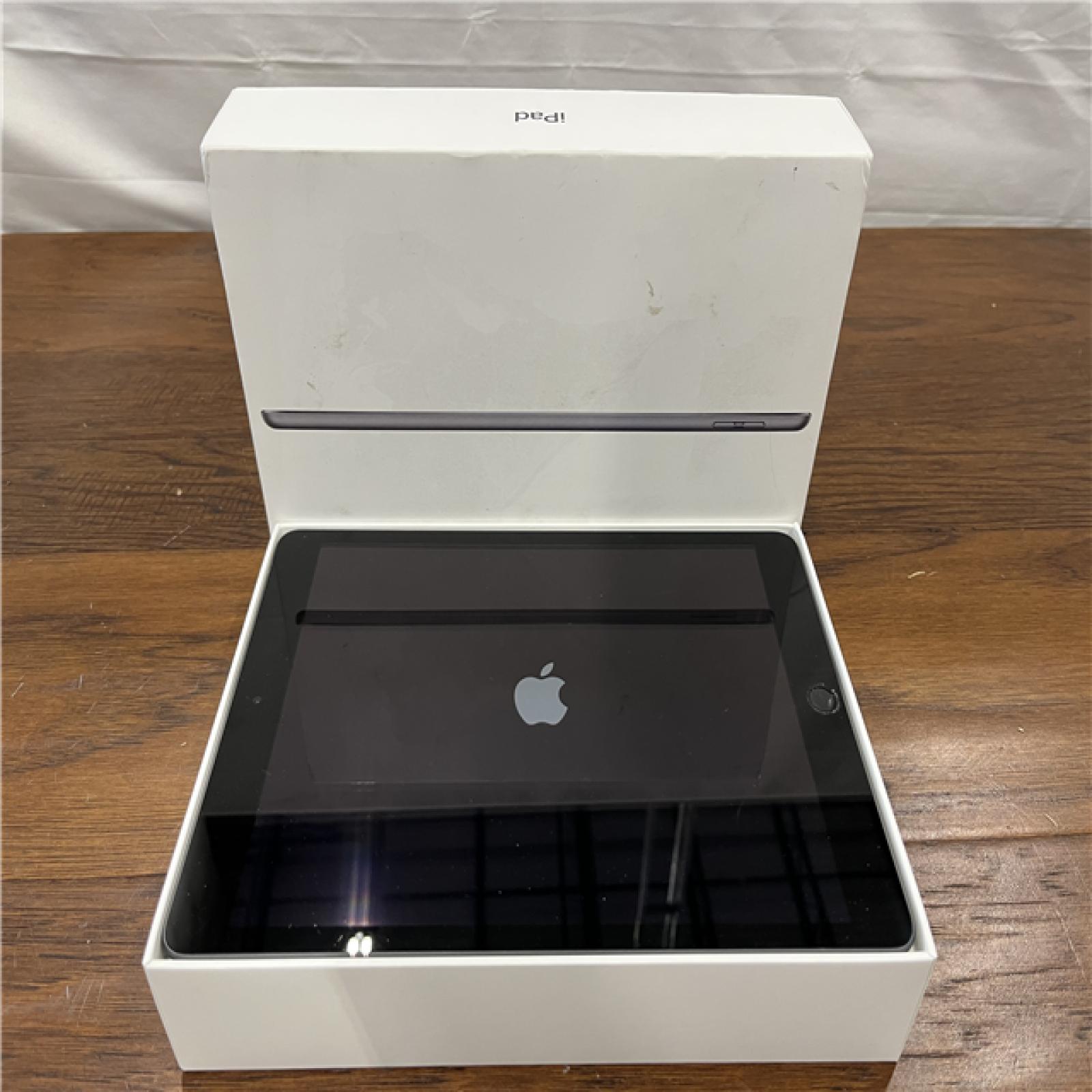 Apple iPad (9th generation) 256GB - Space Gray