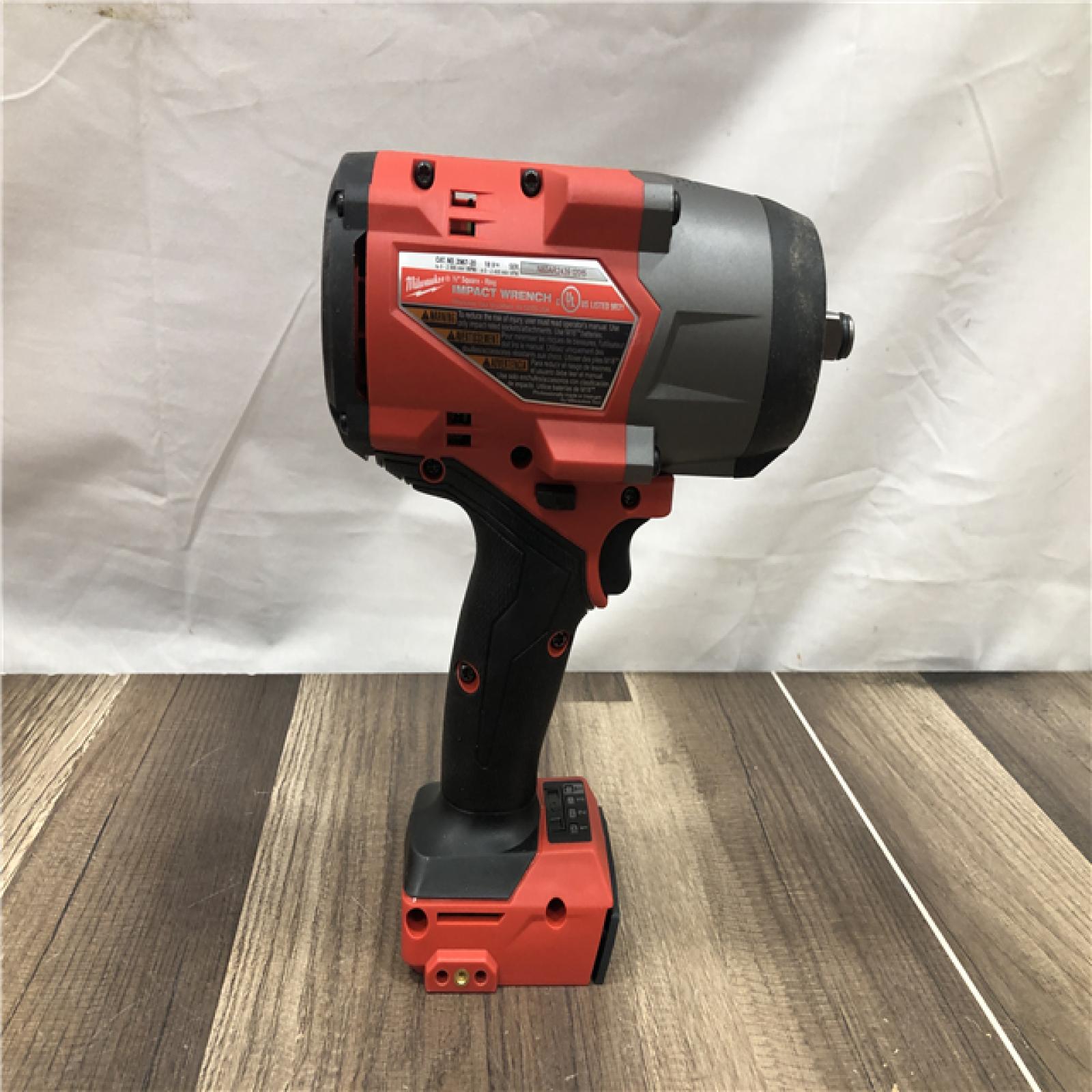 AS-IS Milwaukee  FUEL 18V Lithium-Ion Brushless Cordless 1/2 in. Impact Wrench w/Friction Ring Kit