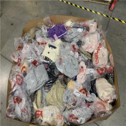 DALLAS LOCATION -NEW! BULLSEYE MIXED CLOTHING PALLET - (300 UNITS)