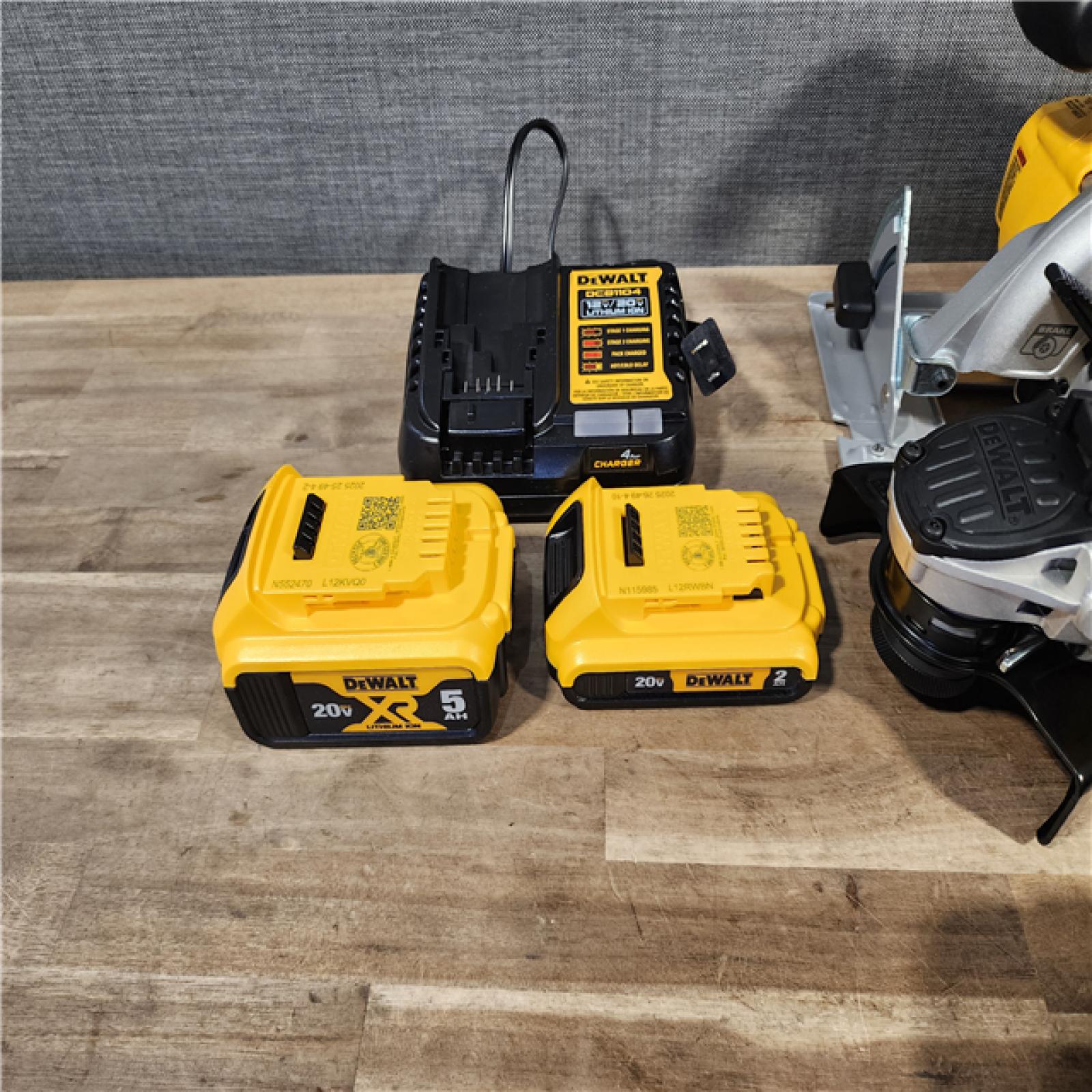 HOUSTON LOCATION - AS-IS (APPEARS LIKE NEW) DEWALT 20-Volt MAX ToughSystem Lithium-Ion 6-Tool Cordless Combo Kit