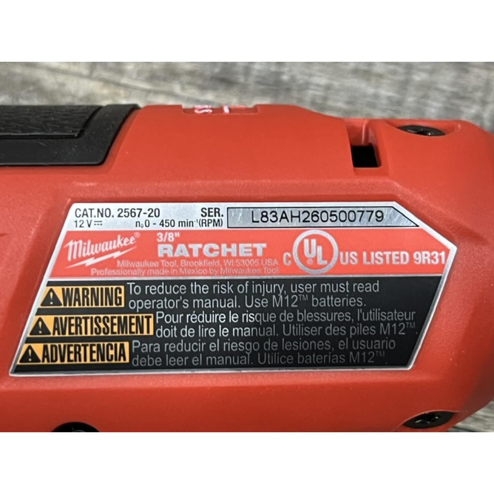 AS-IS Milwaukee FUEL 18V Cordless Mid Torque 1/2 in. Impact Wrench w/ 12 FUEL 3/8 in. Ratchet Combo Kit