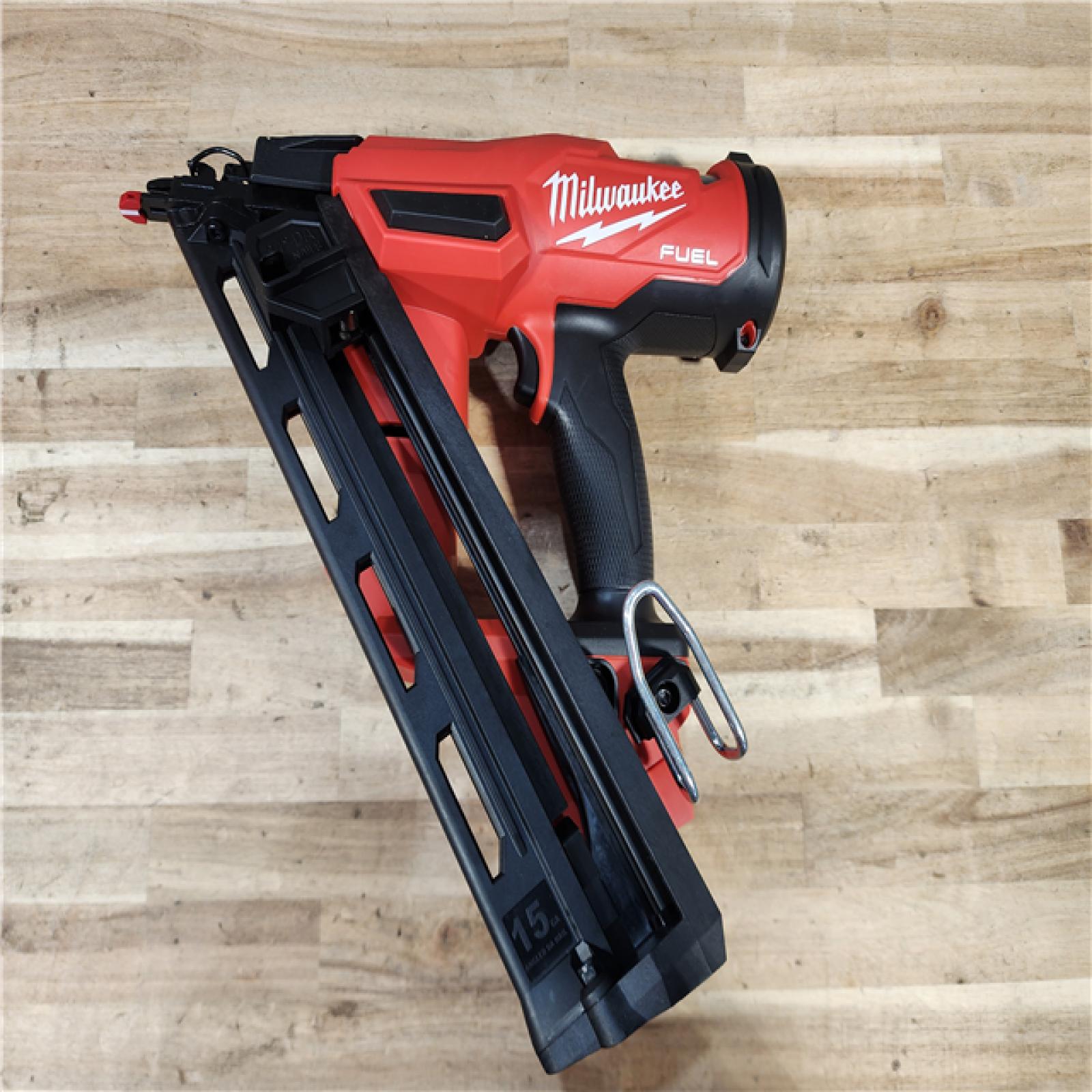 HOUSTON LOCATION - AS-IS Milwaukee FUEL 18-Volt Lithium-Ion Brushless Cordless Gen II 15-Gauge Angled Finish Nailer (Tool-Only)