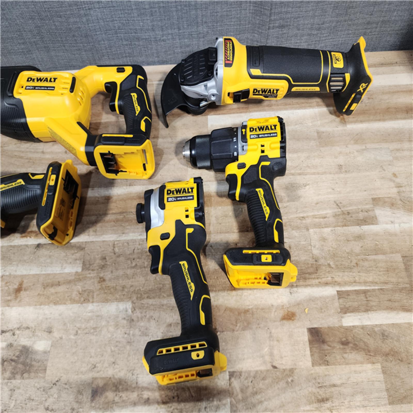 HOUSTON LOCATION - AS-IS DEWALT  5 TOOL COMBO KIT W/ (2) BATTERY & CHARGER