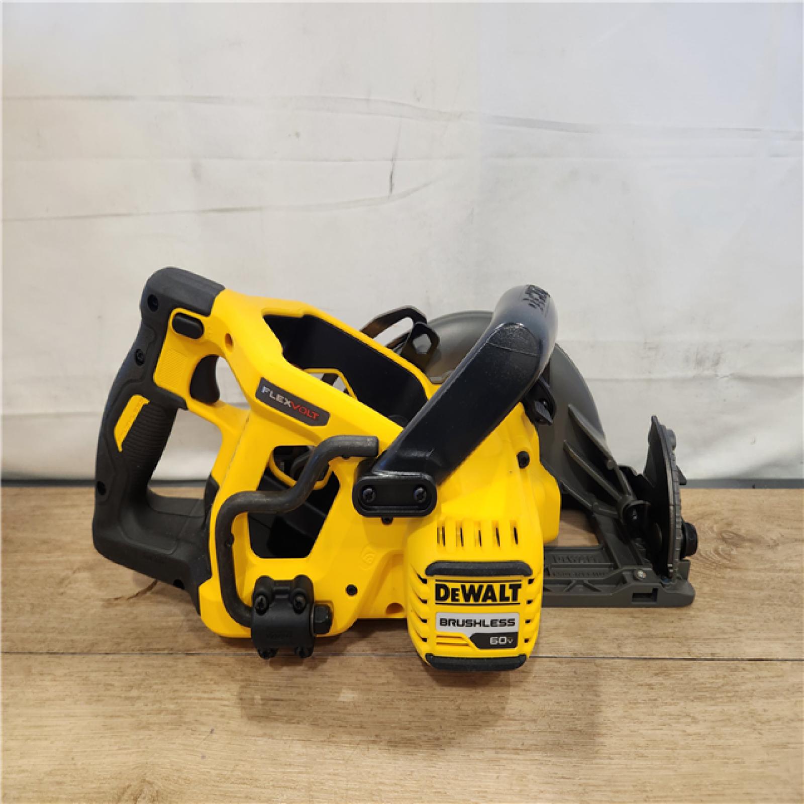 AS-IS- DEWALT FLEXVOLT 60V MAX Cordless Brushless 7-1/4 in. Wormdrive Style Circular Saw (Tool Only)