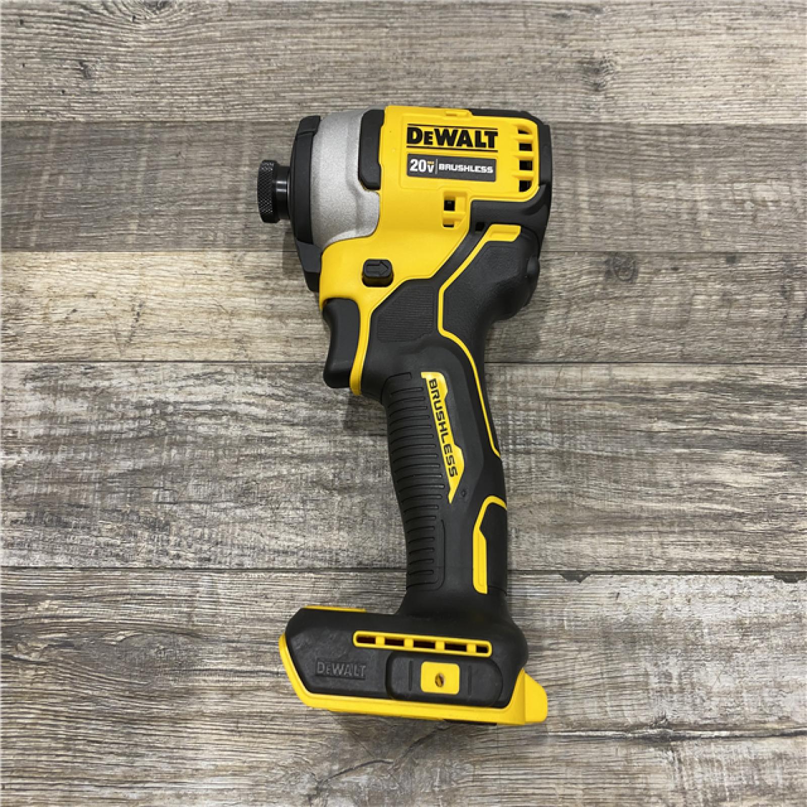 AS-IS DEWALT Atomic 20V Max Lithium-Ion Brushless Cordless Compact 1/4 in. Impact Driver Kit