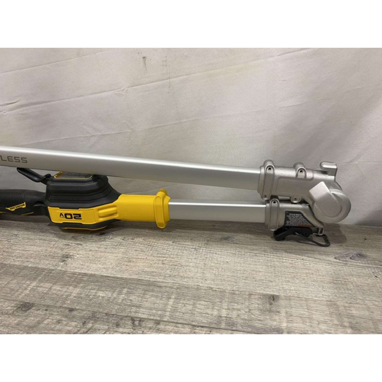 AS-IS DEWALT 20V MAX 14 in. Brushless Cordless Battery Powered Foldable String Trimmer Kit