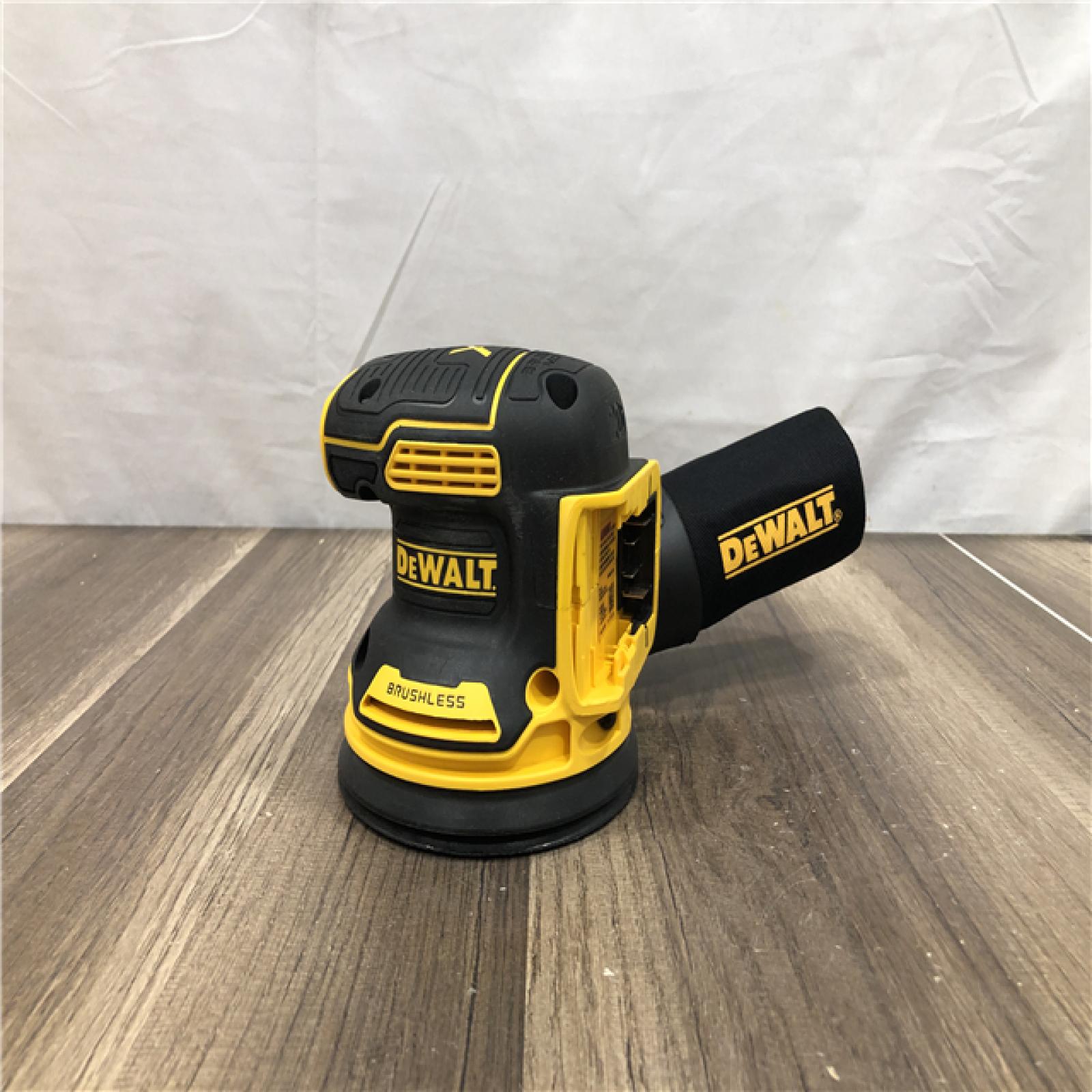 AS-IS DEWALT 20V MAX XR Cordless Brushless 5 in. Random Orbital Sander (Tool Only)