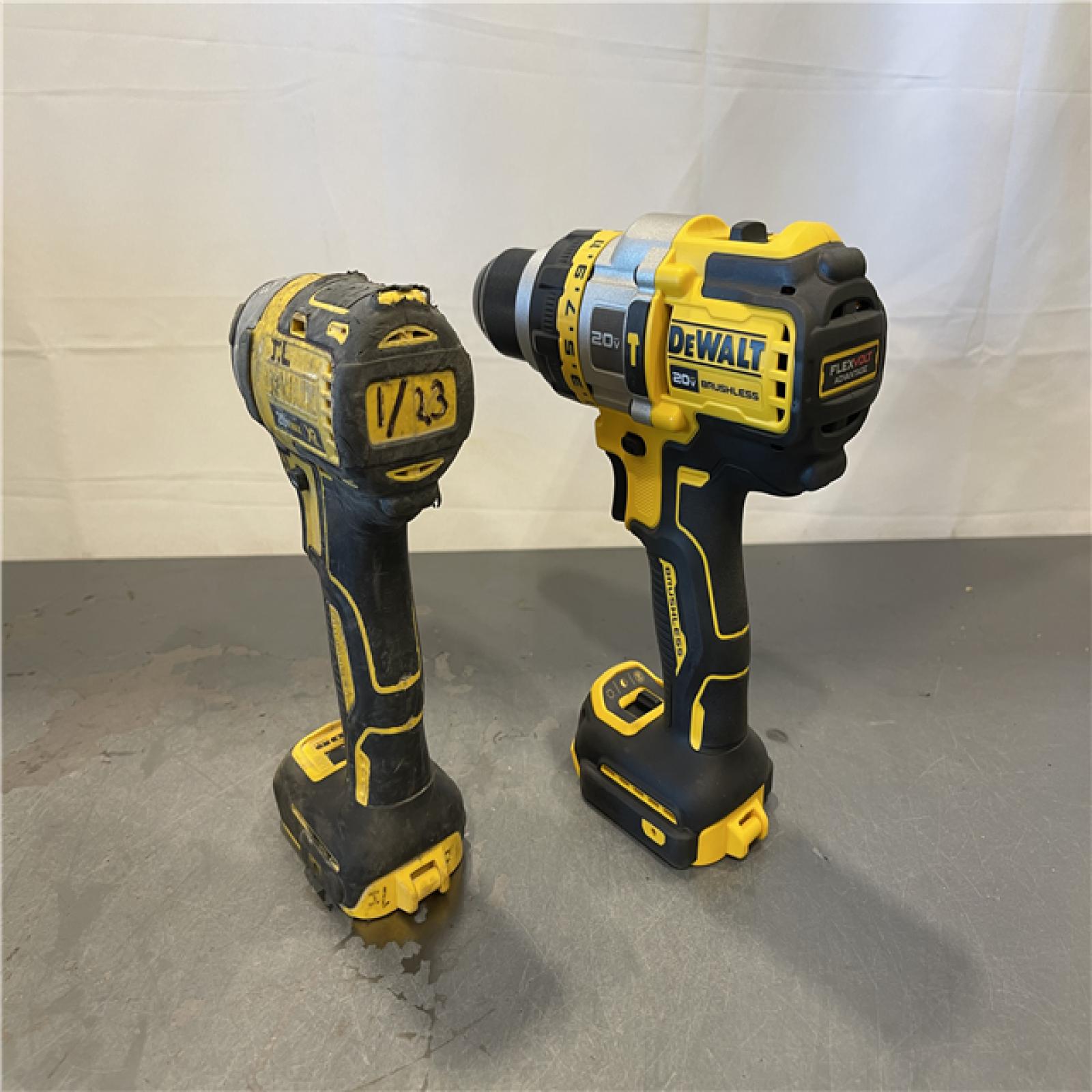 AS-IS - DEWALT 20V MAX Cordless Brushless Hammer Drill/Driver 2 Tool Combo Kit