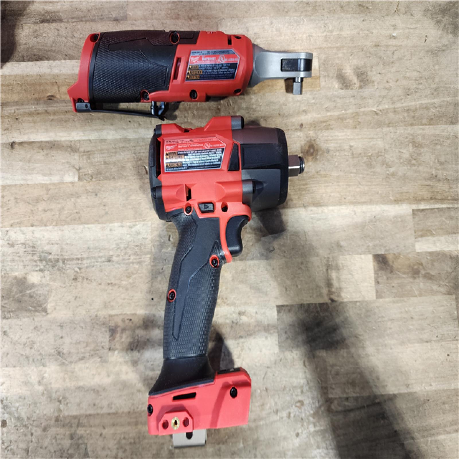 HOUSTON LOCATION - AS-IS Milwaukee FUEL 18V Cordless Mid Torque 1/2 in. Impact Wrench w/ M12 FUEL 3/8 in. Ratchet & Battery/Charger Combo Kit