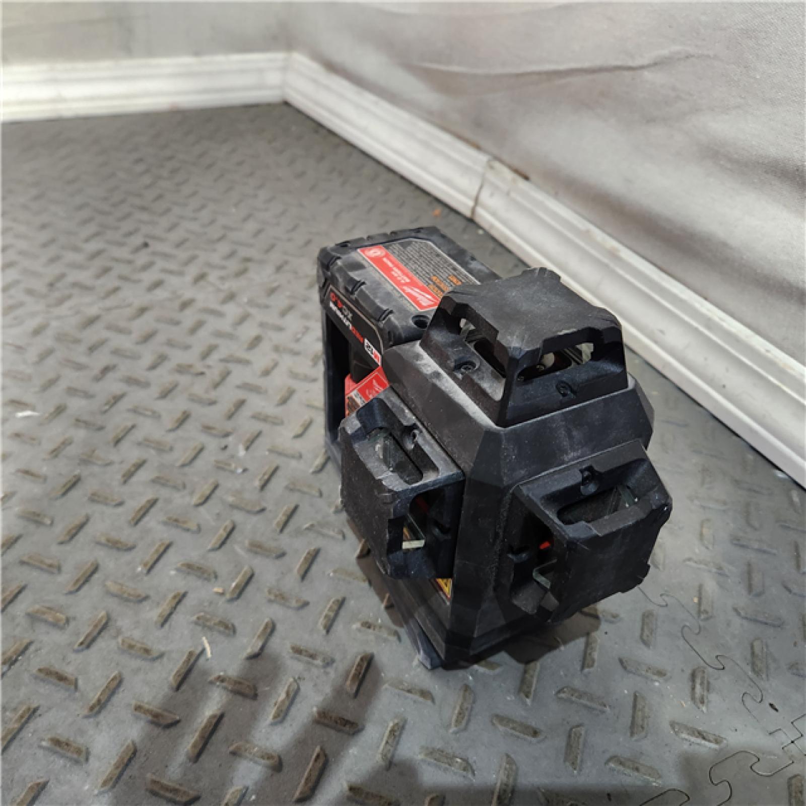 HOUSTON Location-AS-IS-Milwaukee M12 12-Volt Lithium-Ion Cordless Green 250 Ft. 3-Plane Laser Level Kit W/One 4.0 Ah Battery, Charger, Case & Track Clip APPEARS IN USED Condition